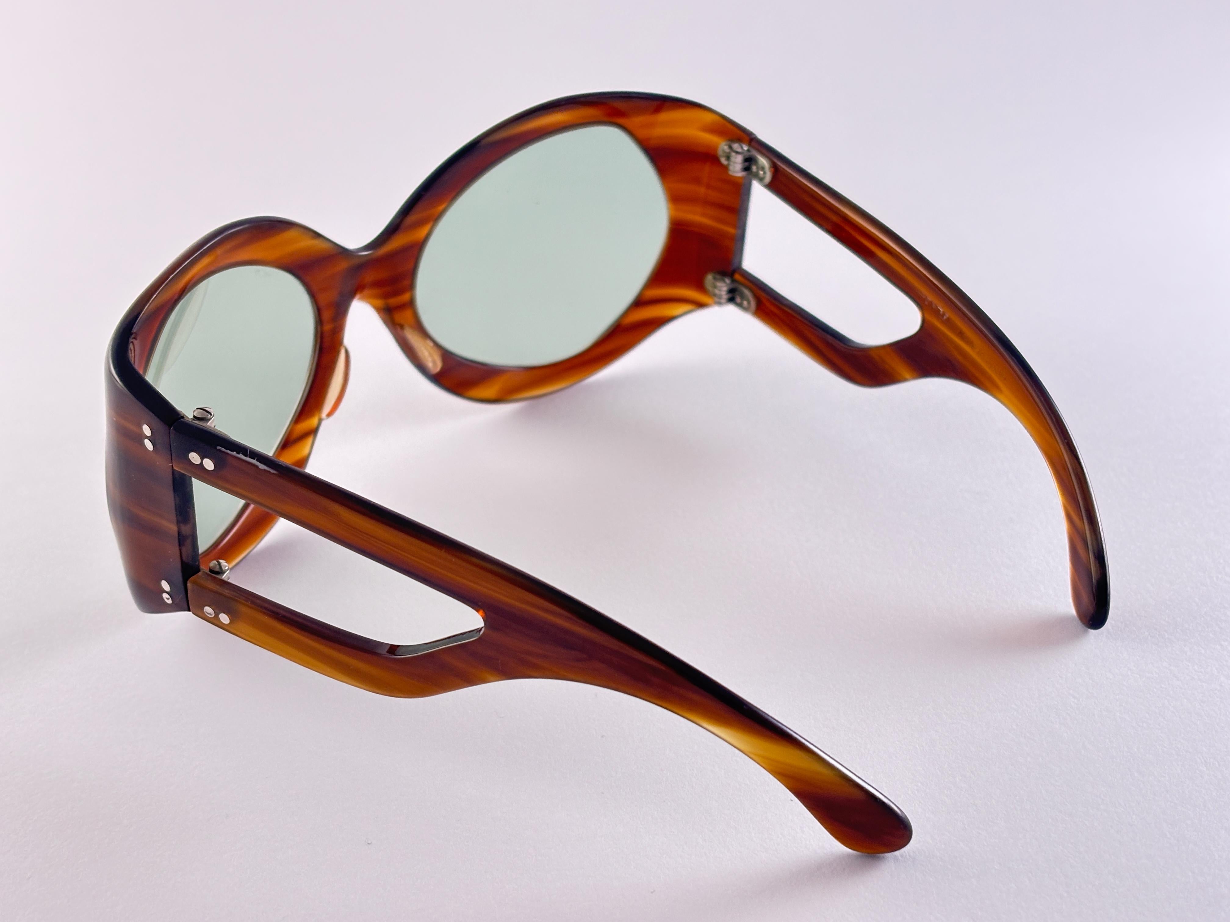 Vintage Servin Oversized Tortoise 1970's Sunglasses Made in Spain In Excellent Condition For Sale In Baleares, Baleares