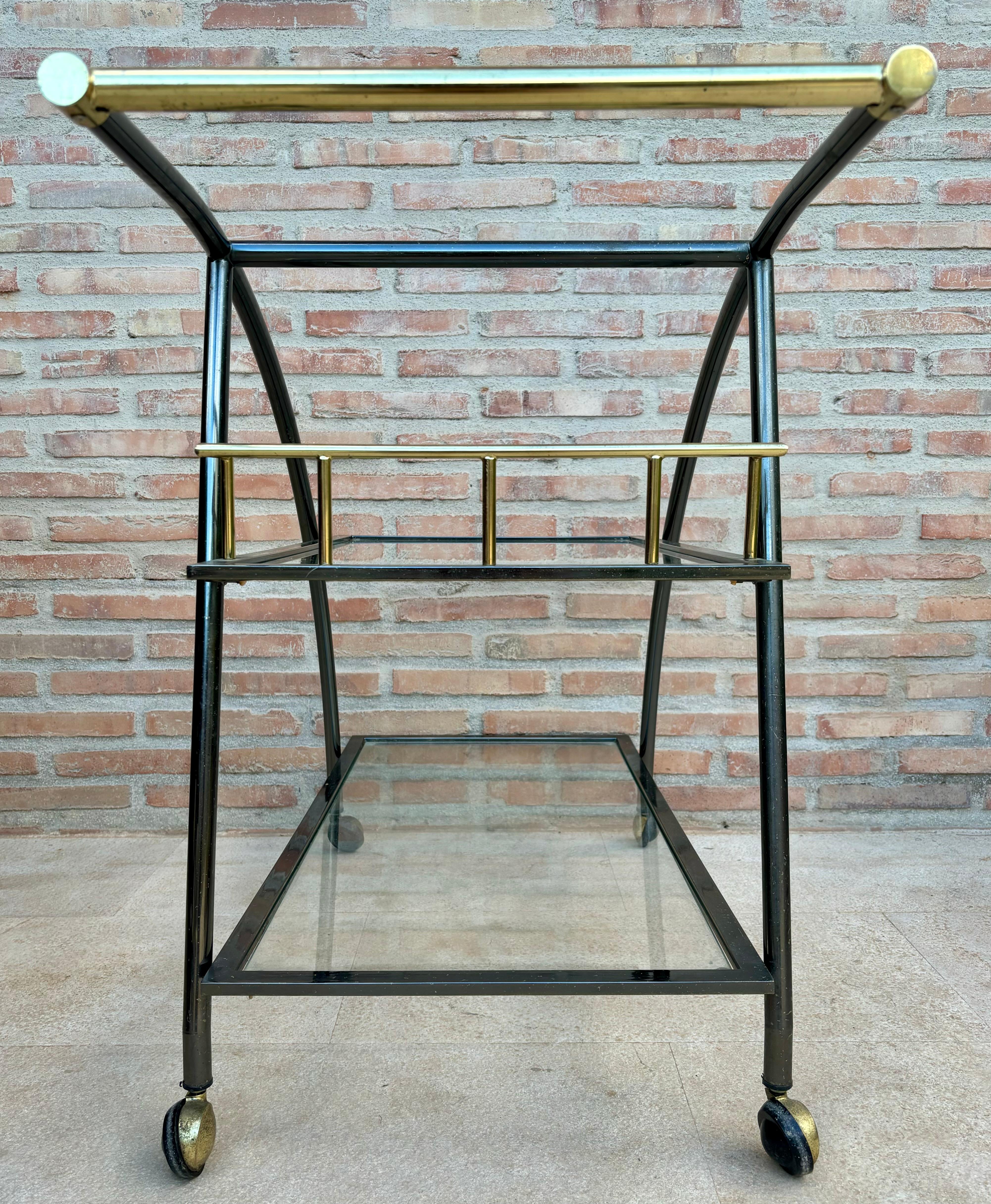 Vintage Serving Bar Cart in Brass and Glass, 1980s For Sale 1