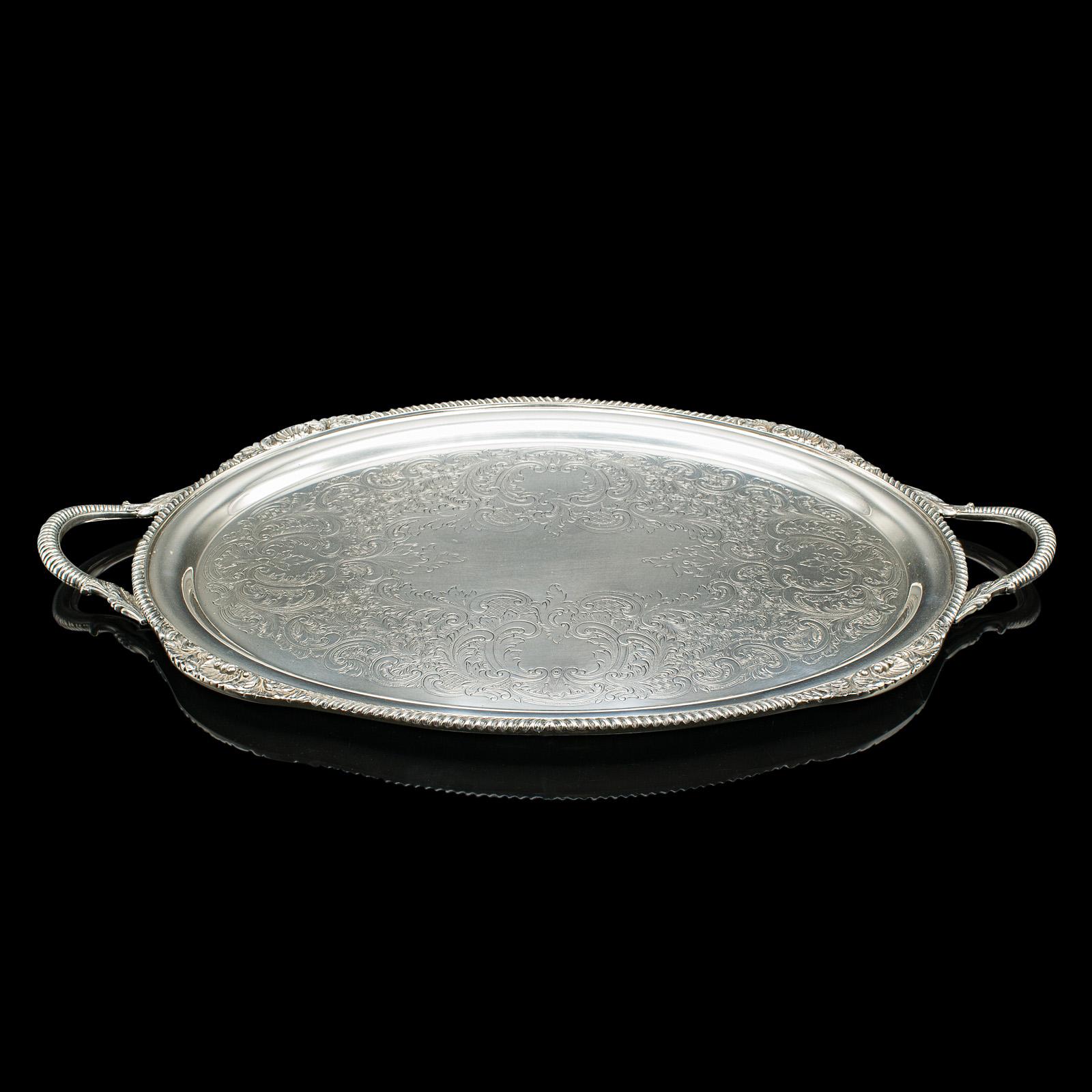 Américain Vintage Serving Tray, American, Silver Plate, Afternoon Tea, Cocktail Platter en vente