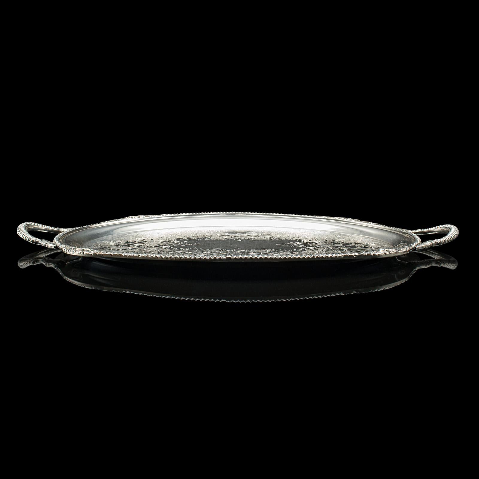 Milieu du XXe siècle Vintage Serving Tray, American, Silver Plate, Afternoon Tea, Cocktail Platter en vente