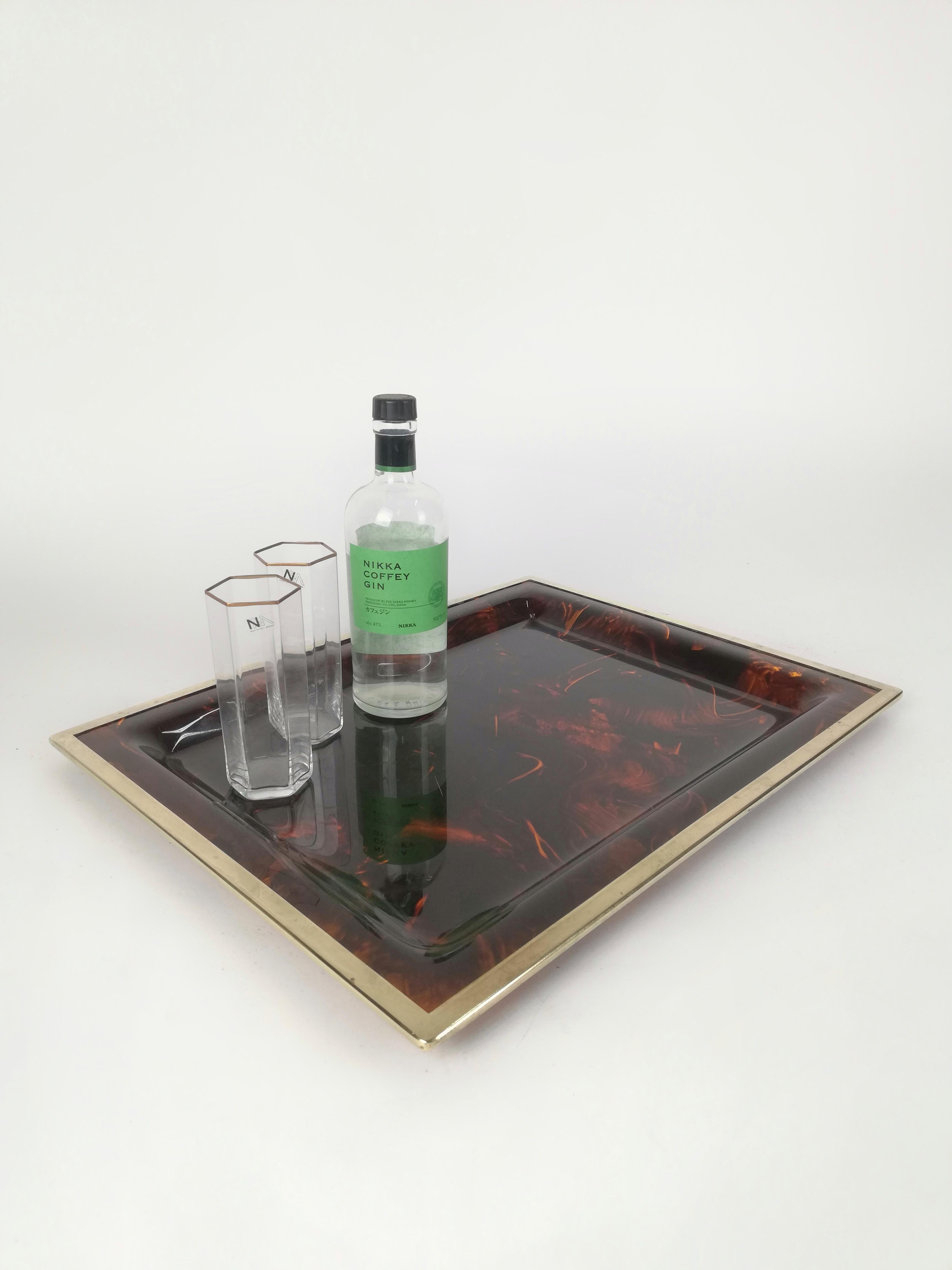 Vintage Serving Tray in Faux Tortoiseshell Acrylic Glass and Brass, Italy 1970s For Sale 9