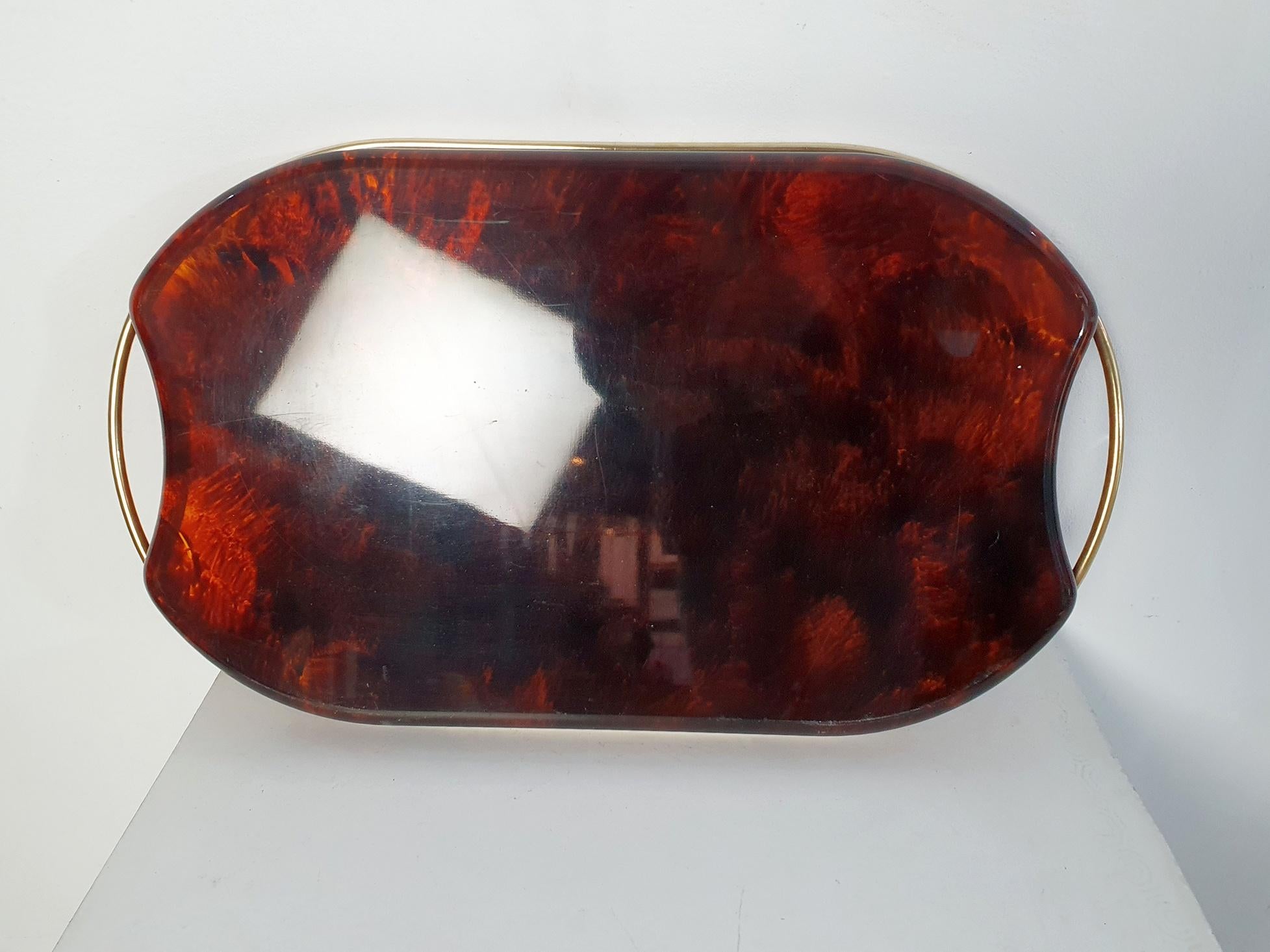 Vintage Serving Tray in Lucite Tortoise and Brass, Italy For Sale 1