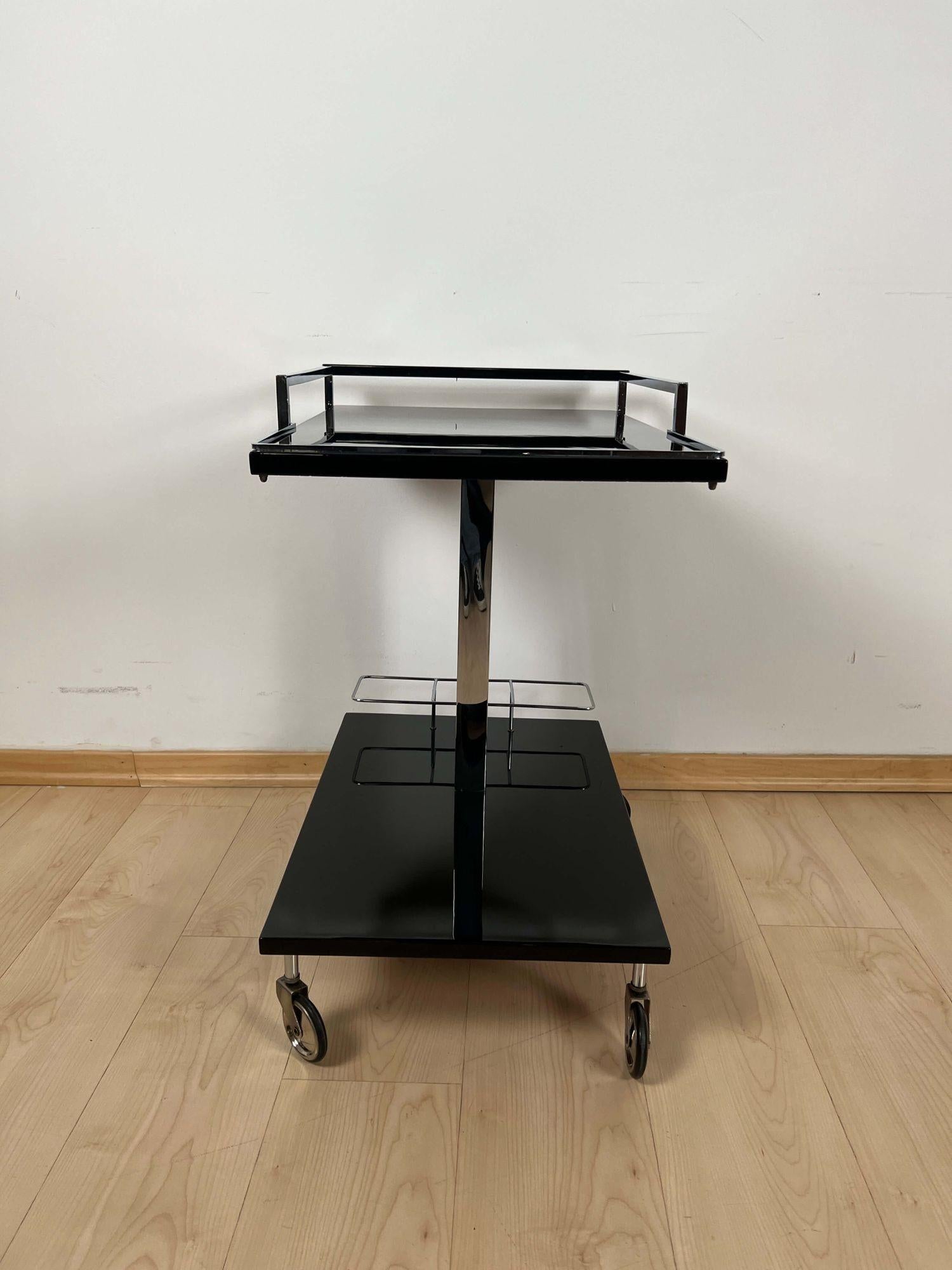 Late 20th Century Vintage Serving Trolley or Bar Cart, Black Lacquer and Chrome, Germany, 1970s