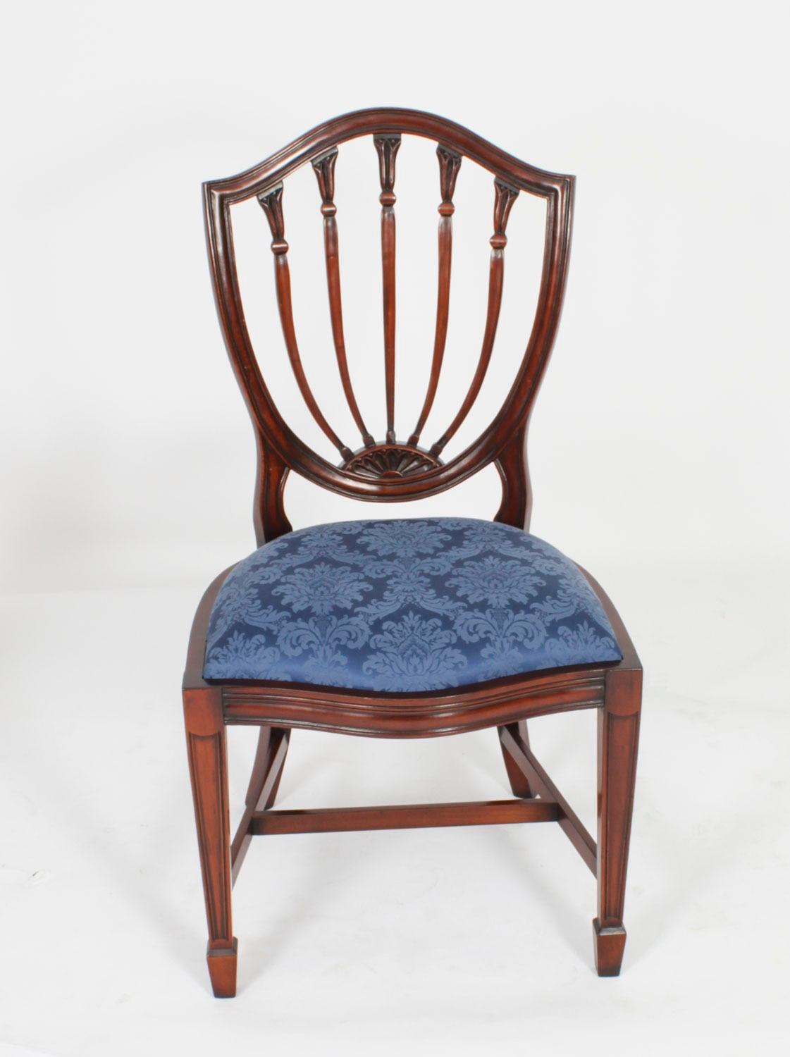 Vintage Set 10 English Hepplewhite Revival Dining Chairs 20th Century For Sale 10