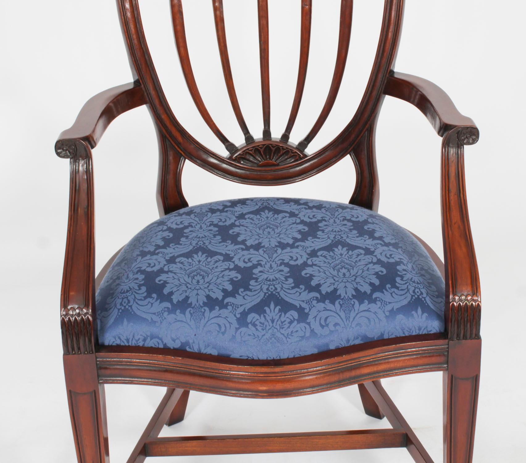 Vintage Set 10 English Hepplewhite Revival Dining Chairs 20th Century For Sale 5