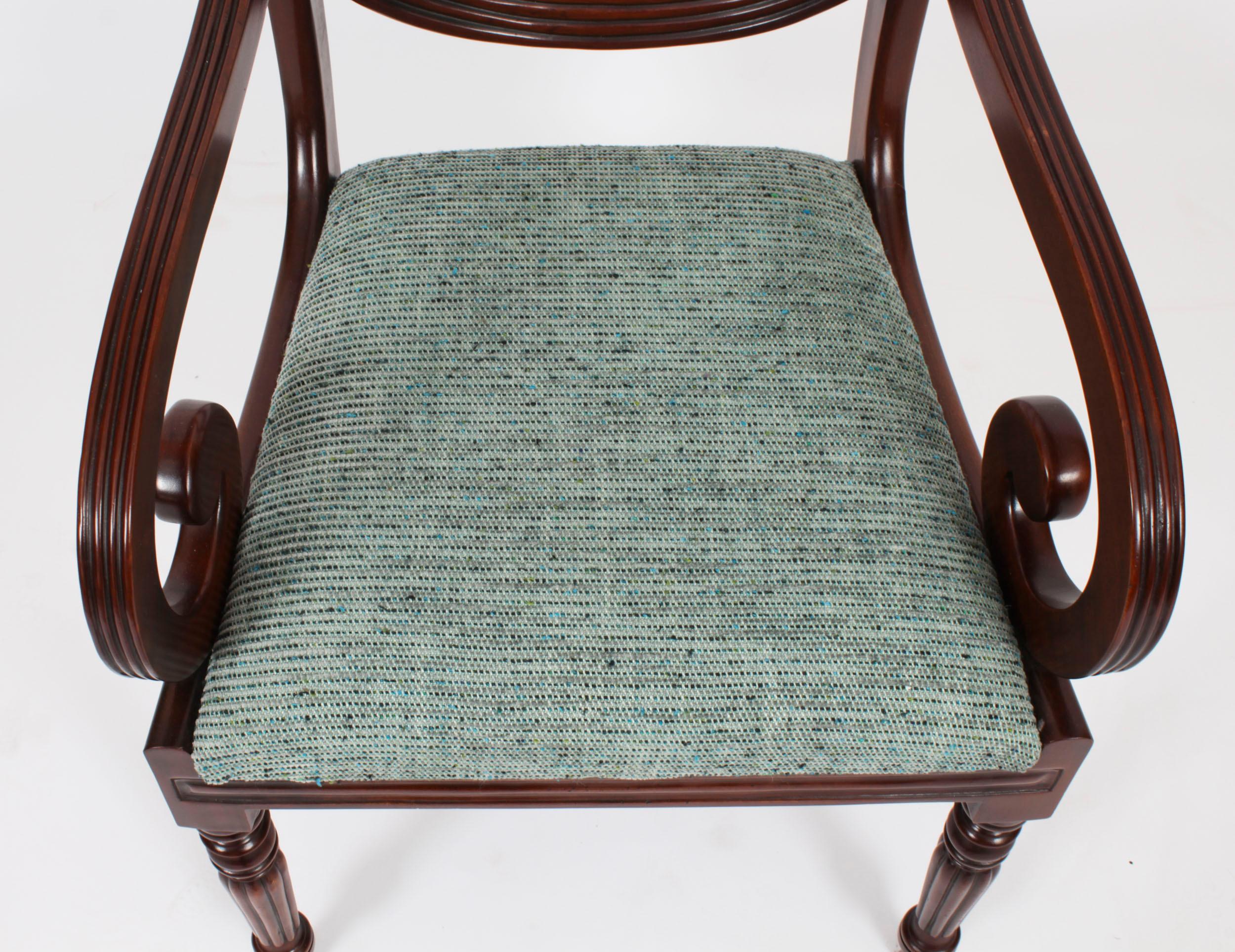 Vintage Set 10 chaises de salle à manger Regency Revive à dossier traînant 20ème siècle 9