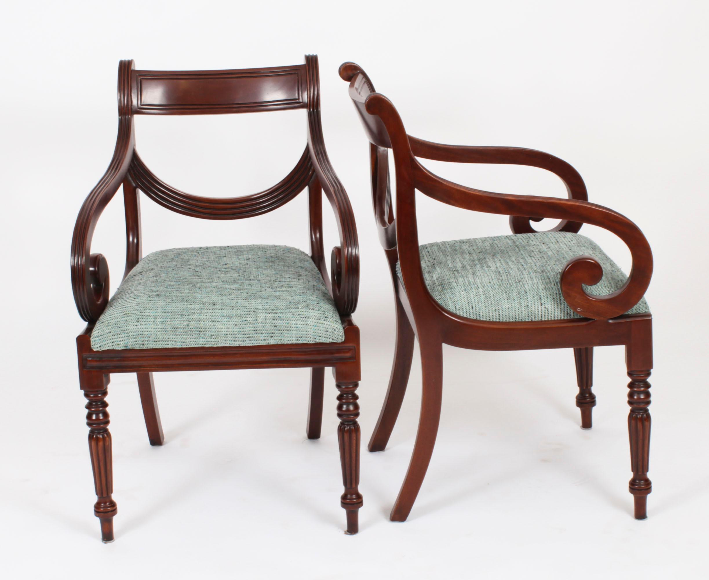 Vintage Set 10 chaises de salle à manger Regency Revive à dossier traînant 20ème siècle 3