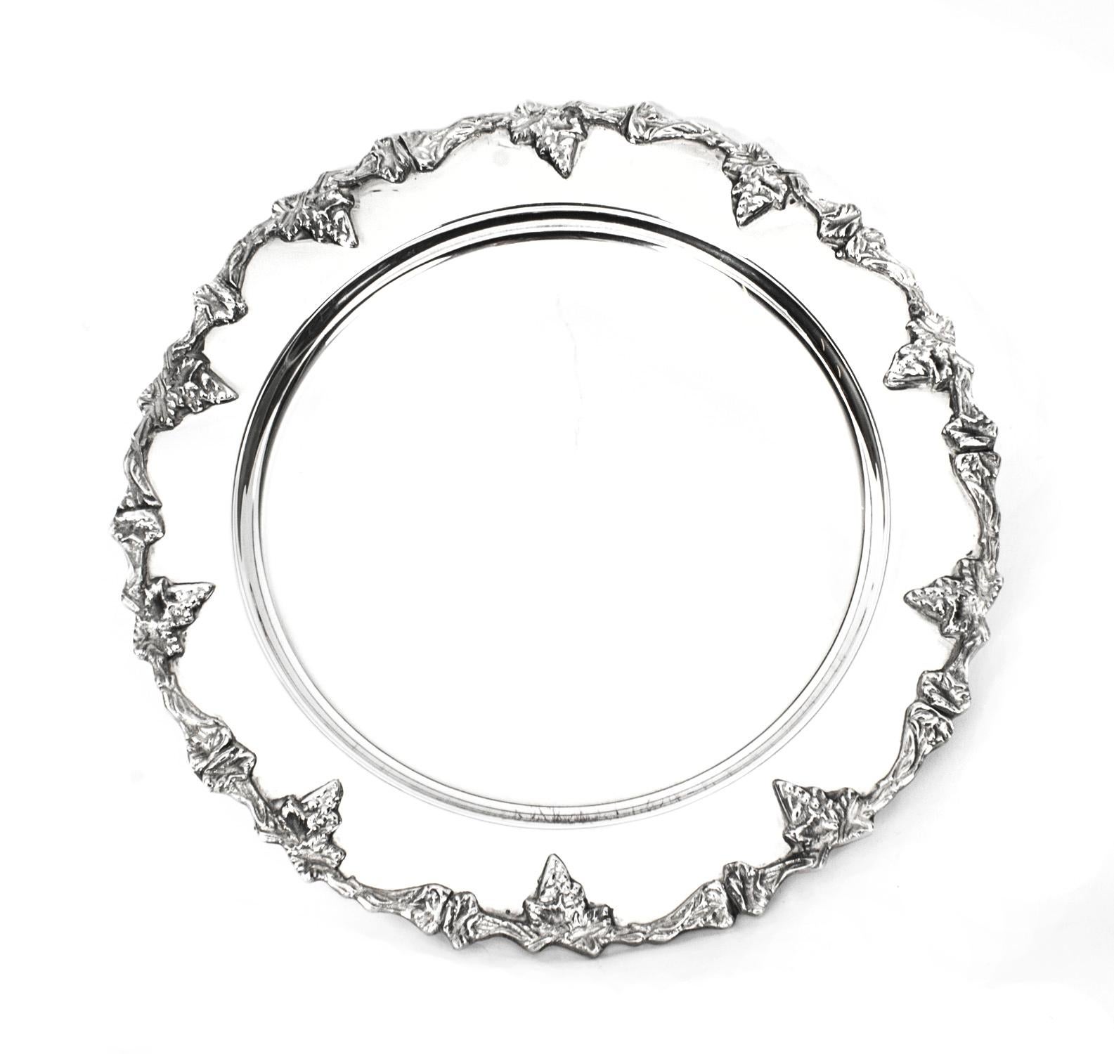 Vintage Set 12 Beautiful Silver Plated Under Plates Mid 20th C In Good Condition In London, GB