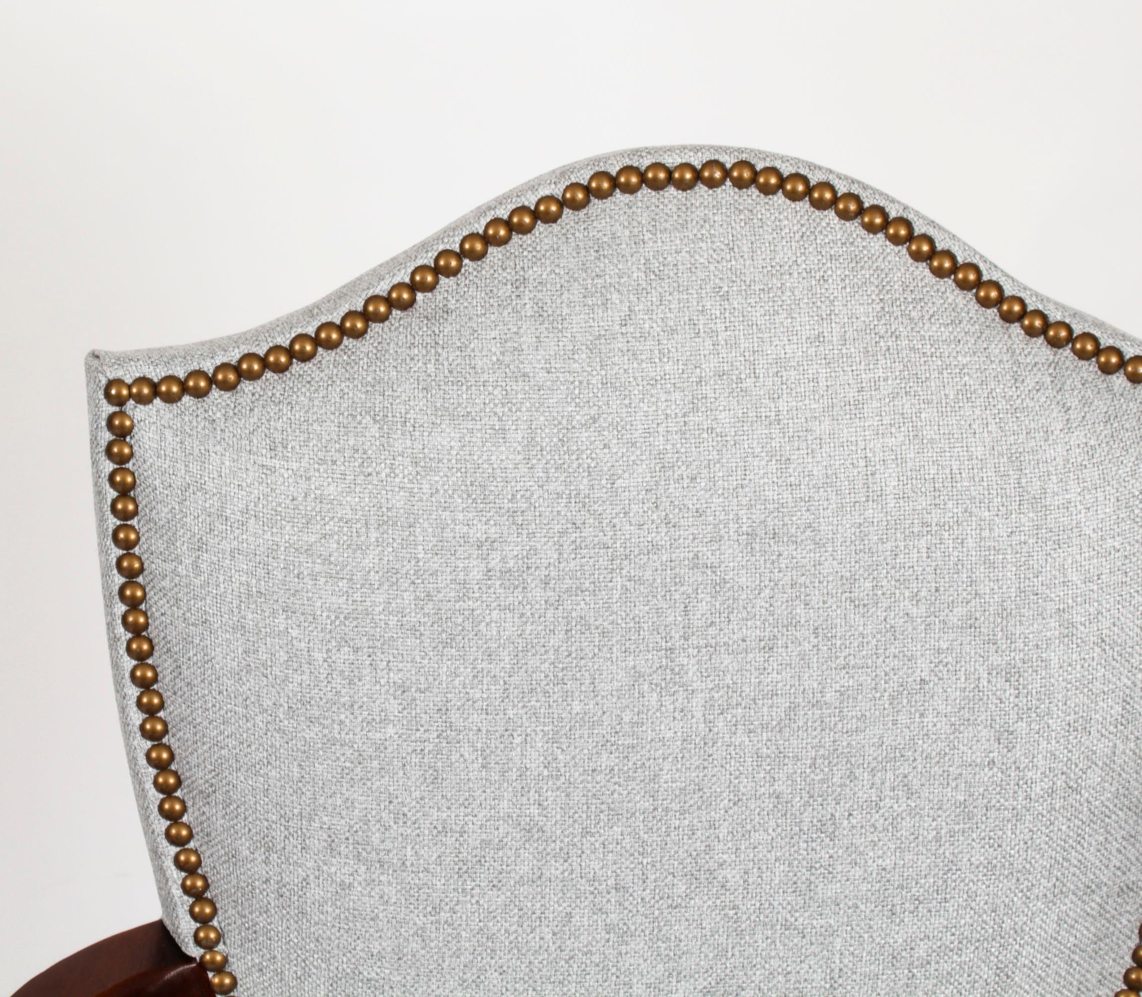 Vintage Set 12 Hepplewhite Revival Shield Back Dining Chairs 20th Century For Sale 12