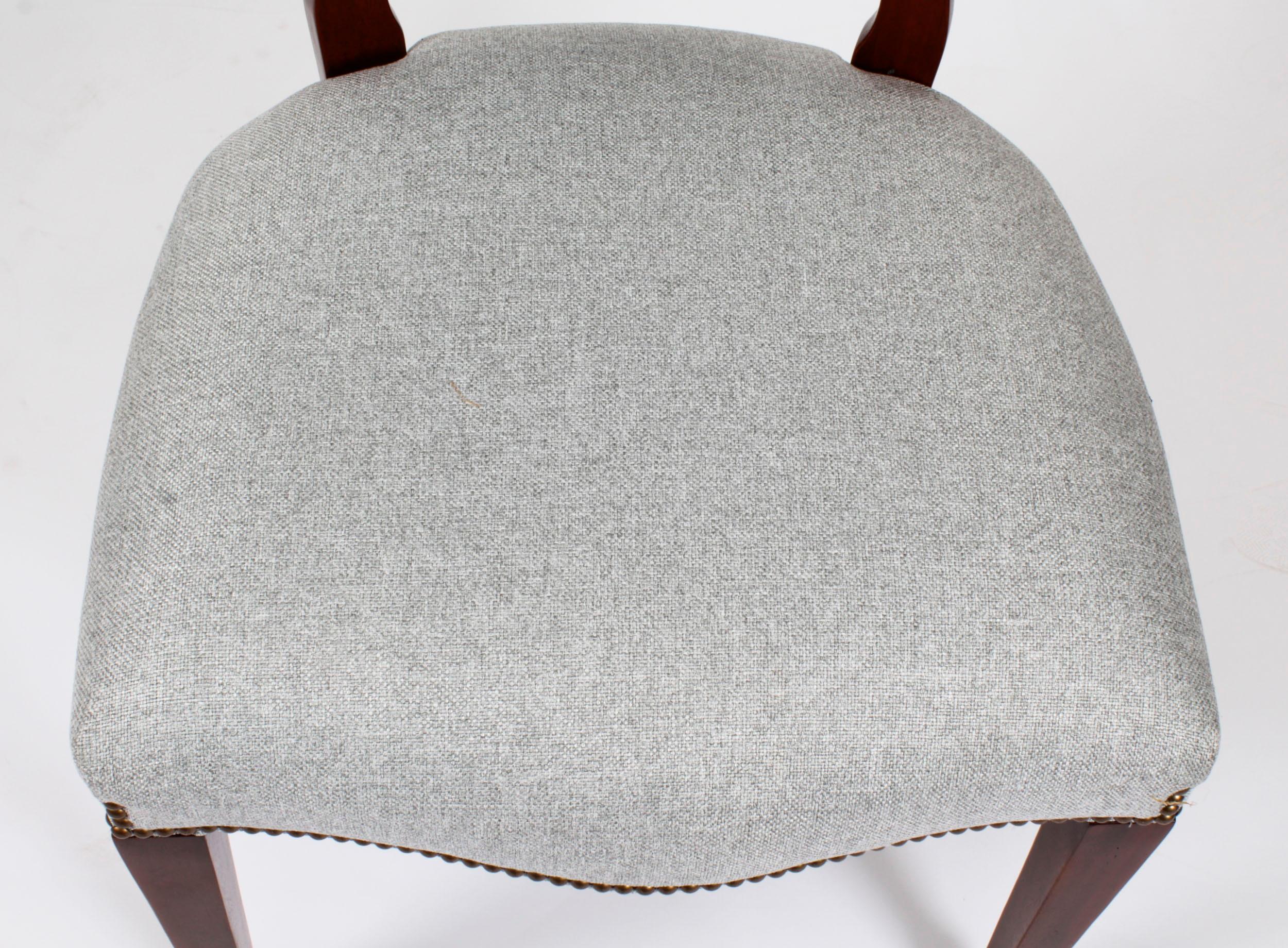 Vintage Set 12 Hepplewhite Revival Shield Back Dining Chairs 20th Century For Sale 1