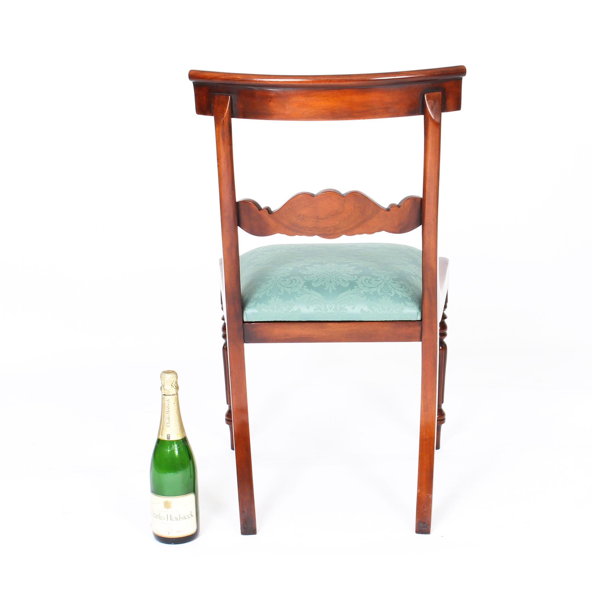 Vintage Set of 12 Mahogany Regency Revival Bar Back Dining Chairs, 20th Century 6