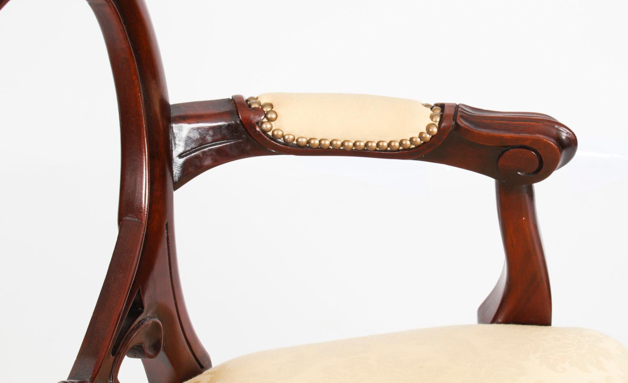 Late 20th Century Vintage Set 12 Victorian Revival Balloon Back Dining Chairs 20th Century For Sale