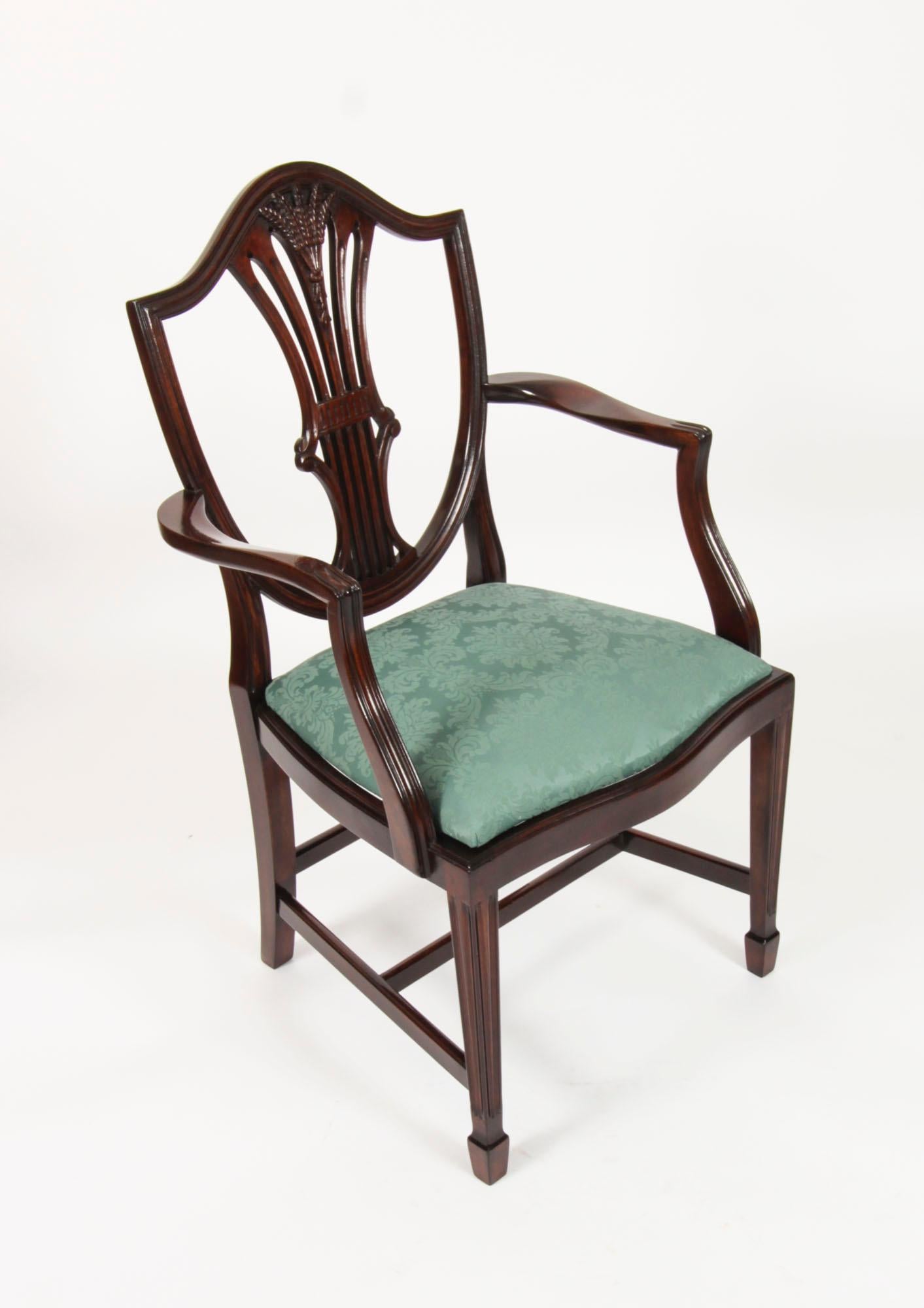 Vintage Set 14 Wheatsheaf Shieldback Dining Chairs 20th Century  For Sale 11