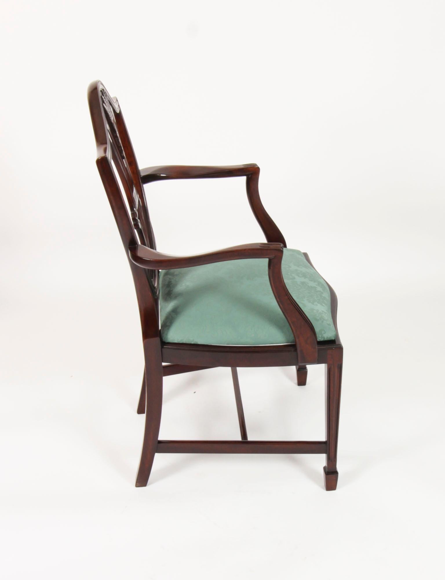 Vintage Set 14 Wheatsheaf Shieldback Dining Chairs 20th Century  For Sale 12