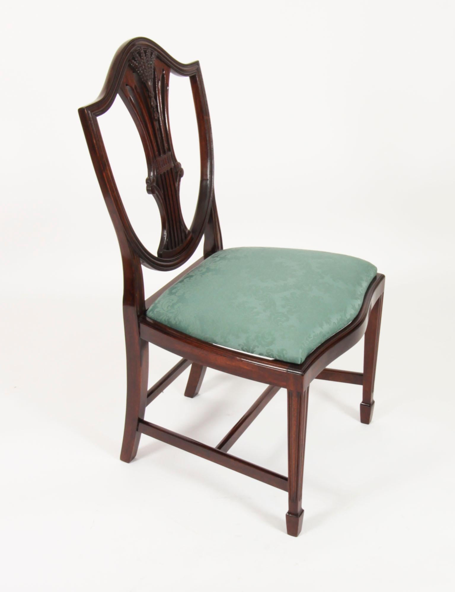 Vintage Set 14 Wheatsheaf Shieldback Dining Chairs 20th Century  For Sale 2