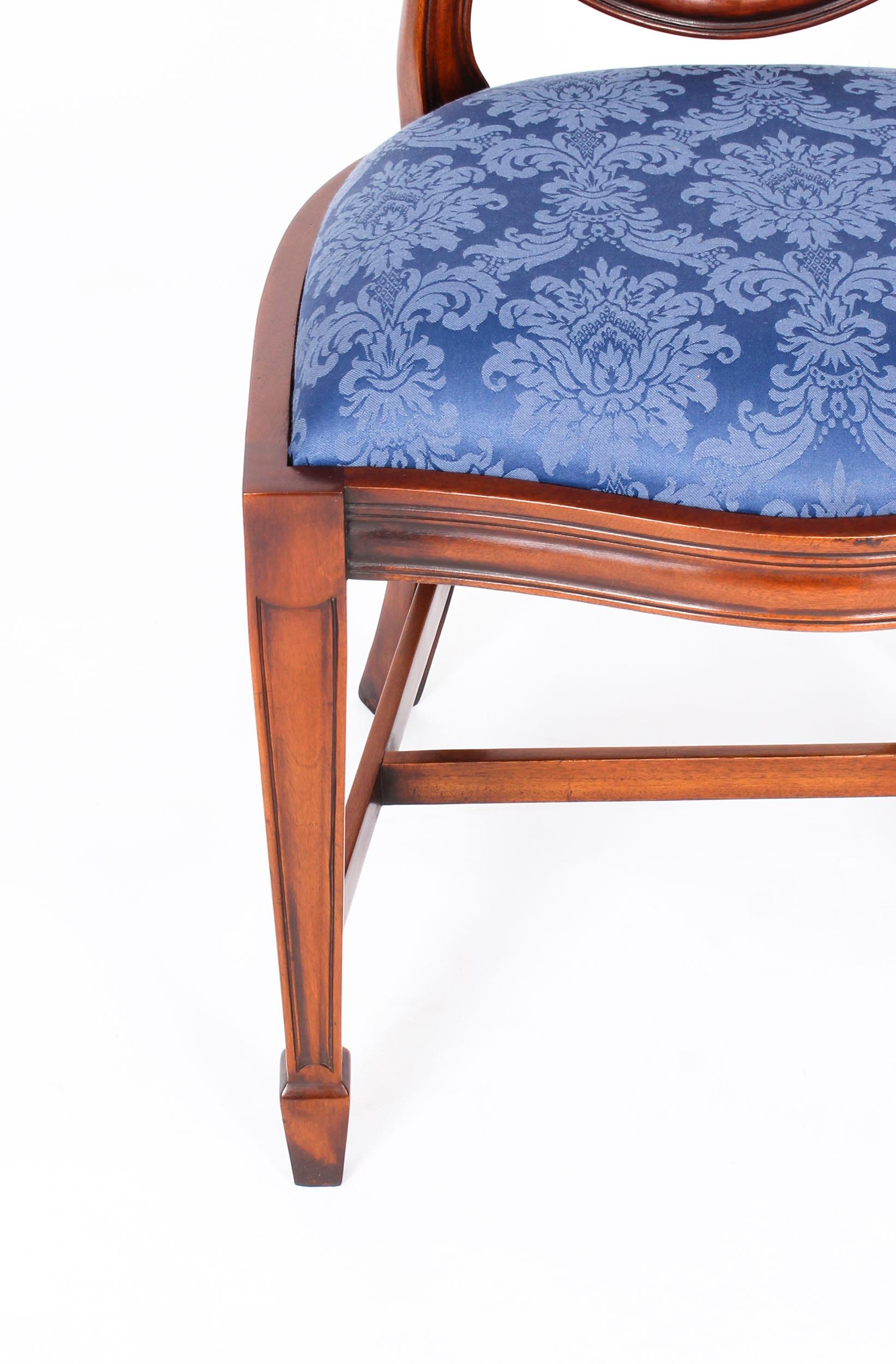 Vintage Set 18 English Hepplewhite Revival Dining Chairs 20th Century 13