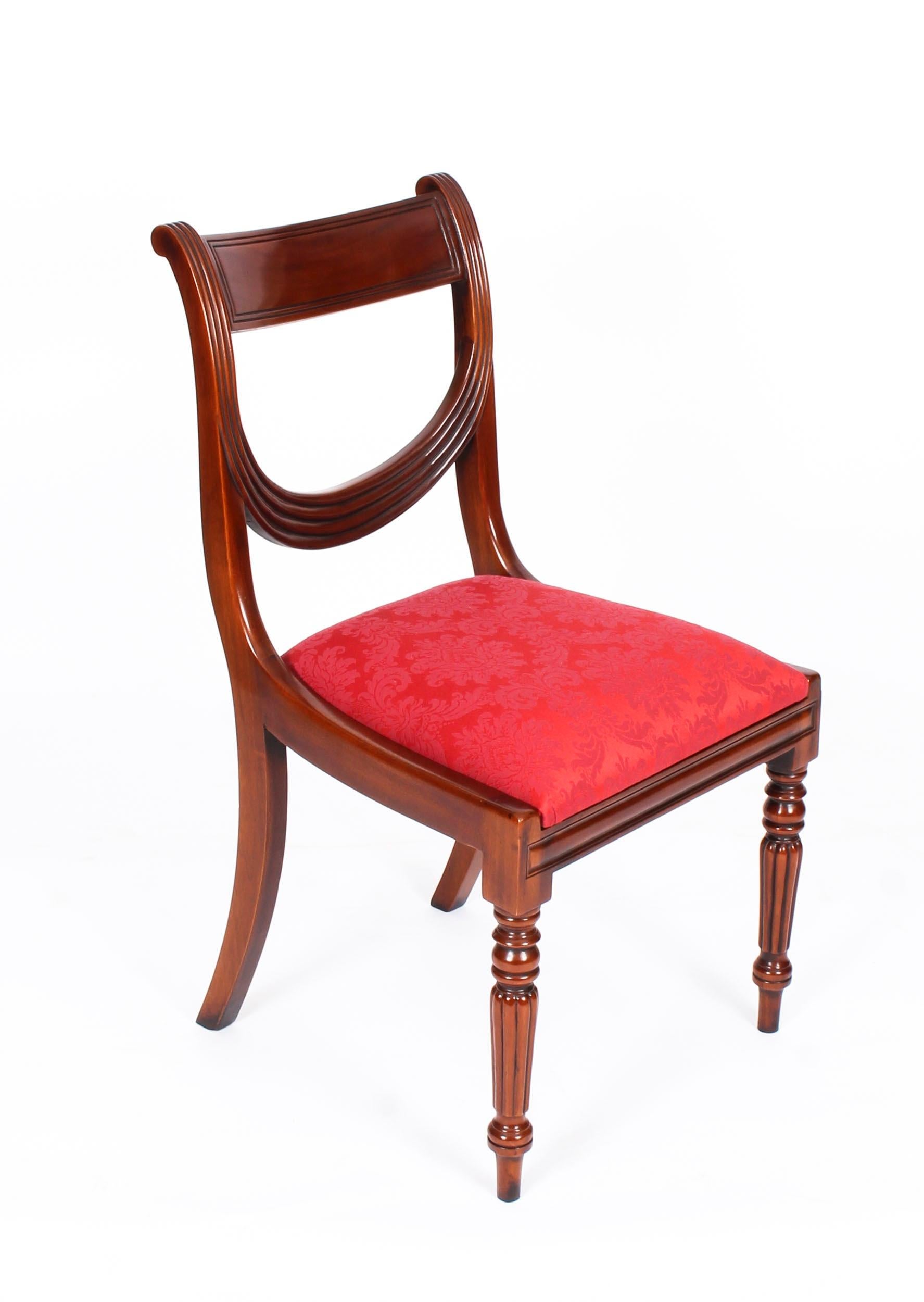 Vintage Set 22 Regency Revival Swag back Dining Chairs 20th Century For Sale 6