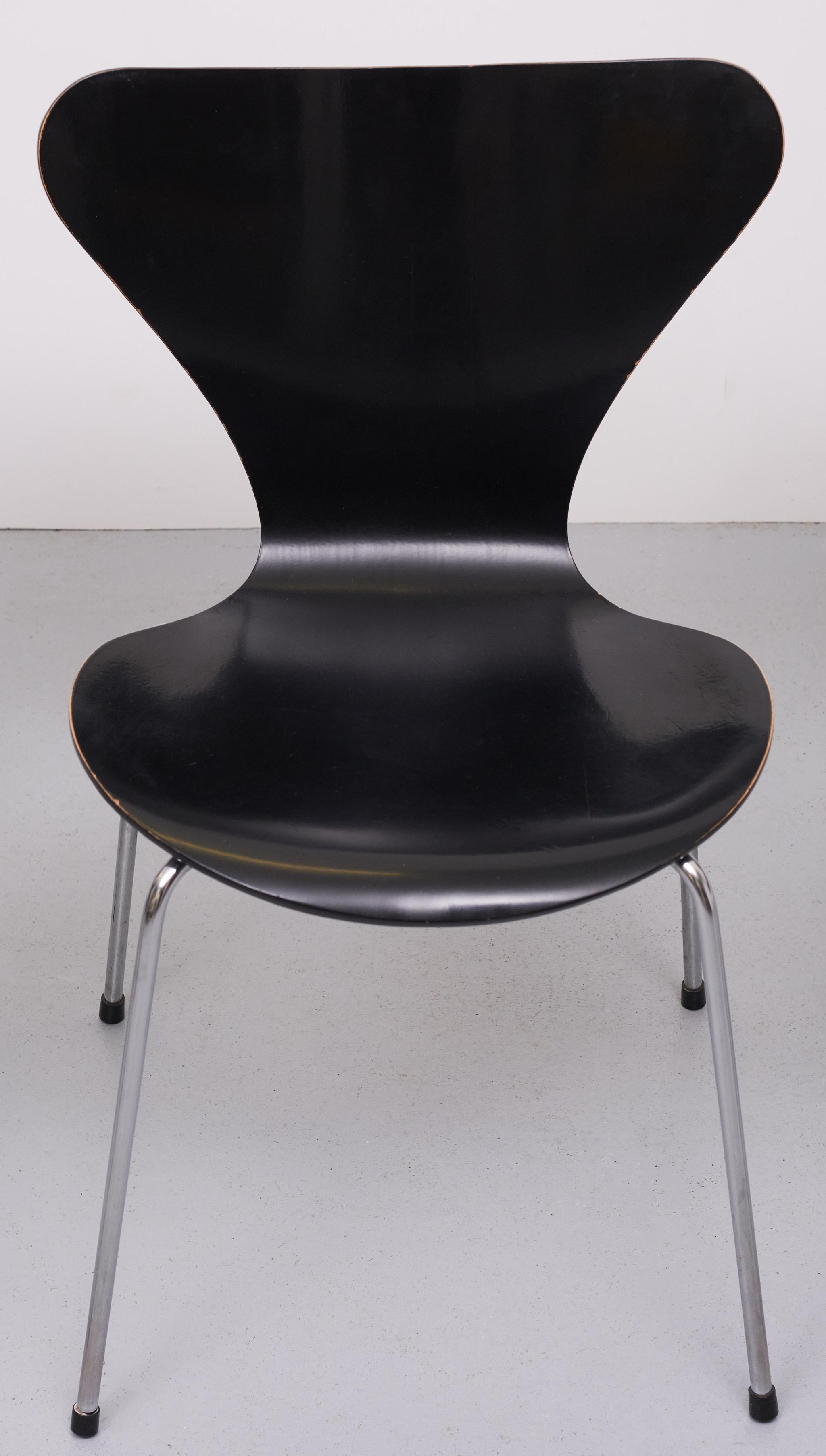 Ensemble vintage 3107 chaises papillon design Arne Jacobsen pour Fritz Hansen Bon état - En vente à Den Haag, NL