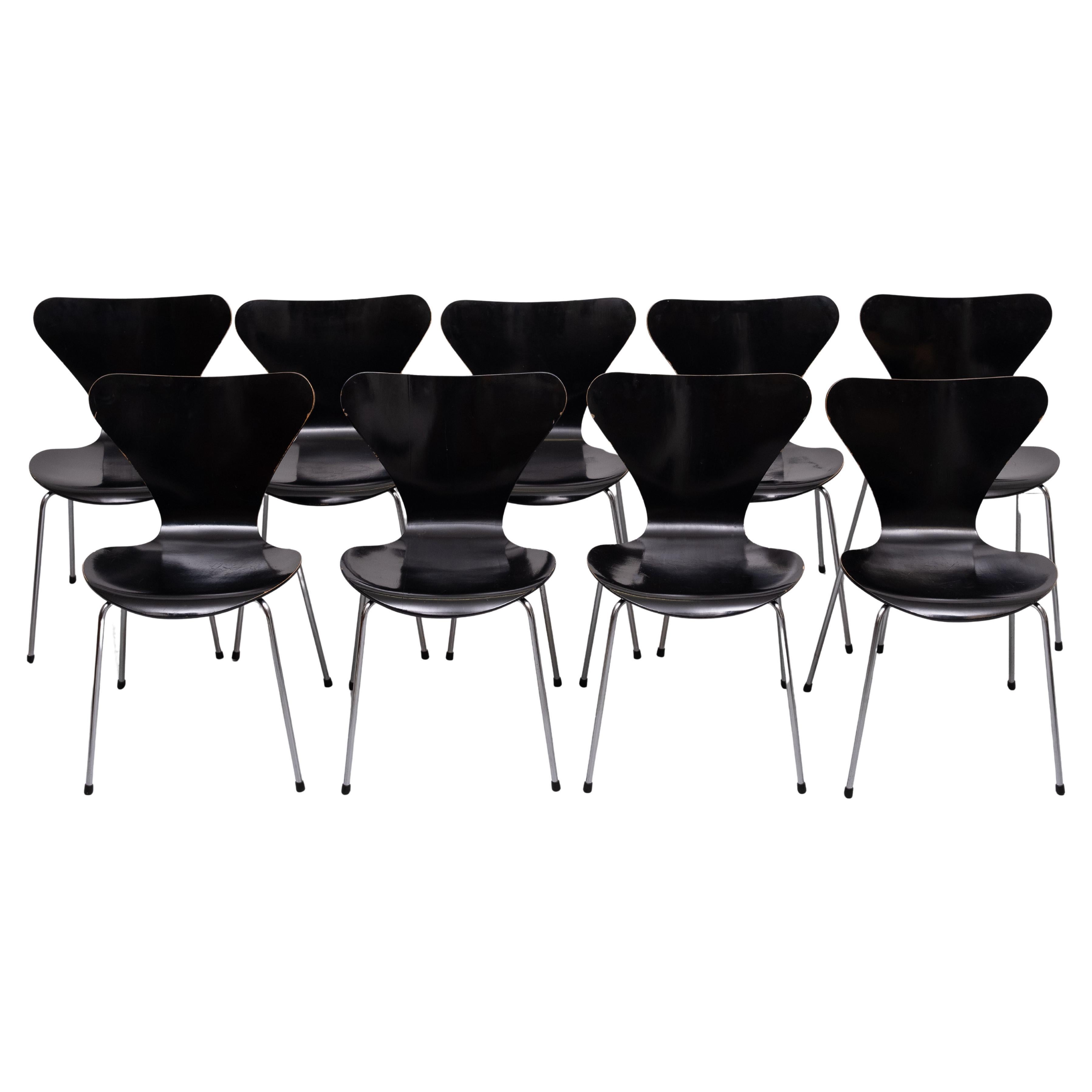 Vintage set 3107 butterfly chairs design Arne Jacobsen for Fritz Hansen