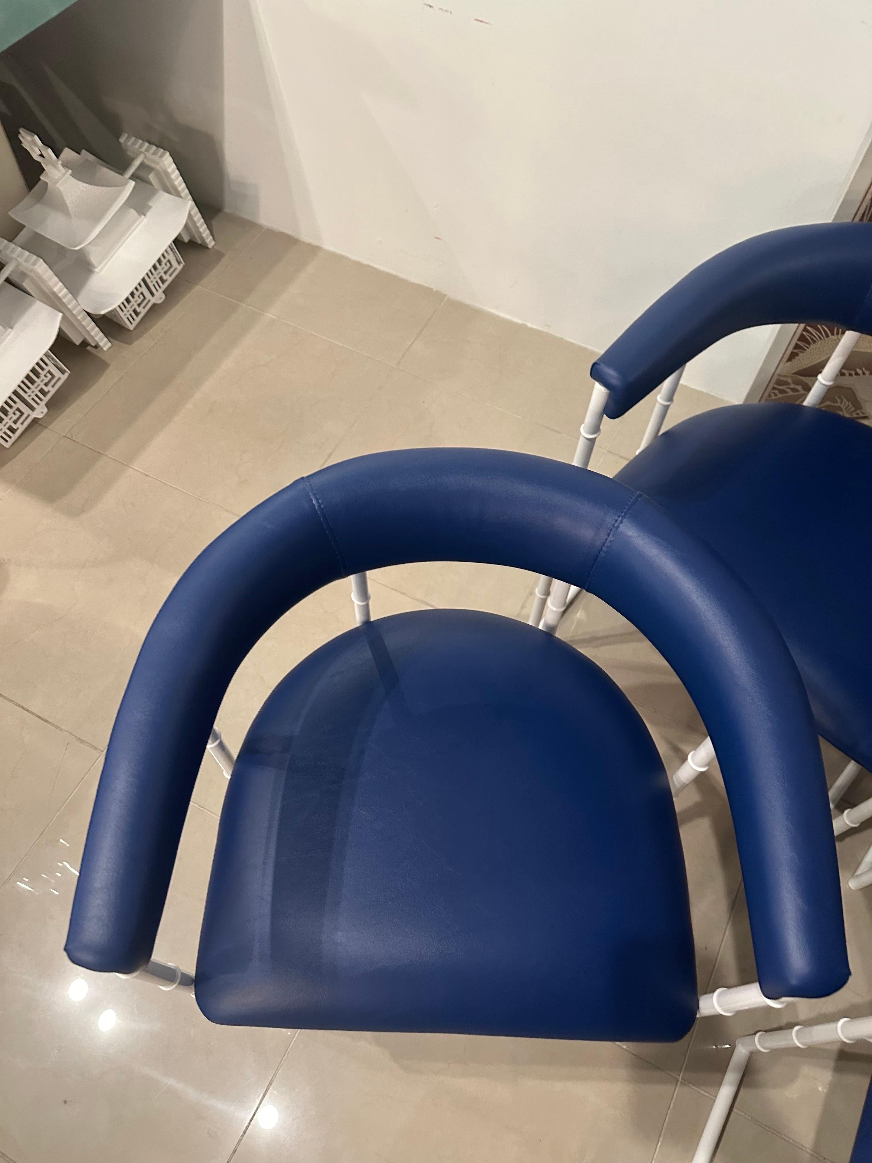 Vintage Set 4 Faux Bamboo Barrel Arm Dining Chairs Outdoor Patio Metal Restored In Good Condition For Sale In West Palm Beach, FL
