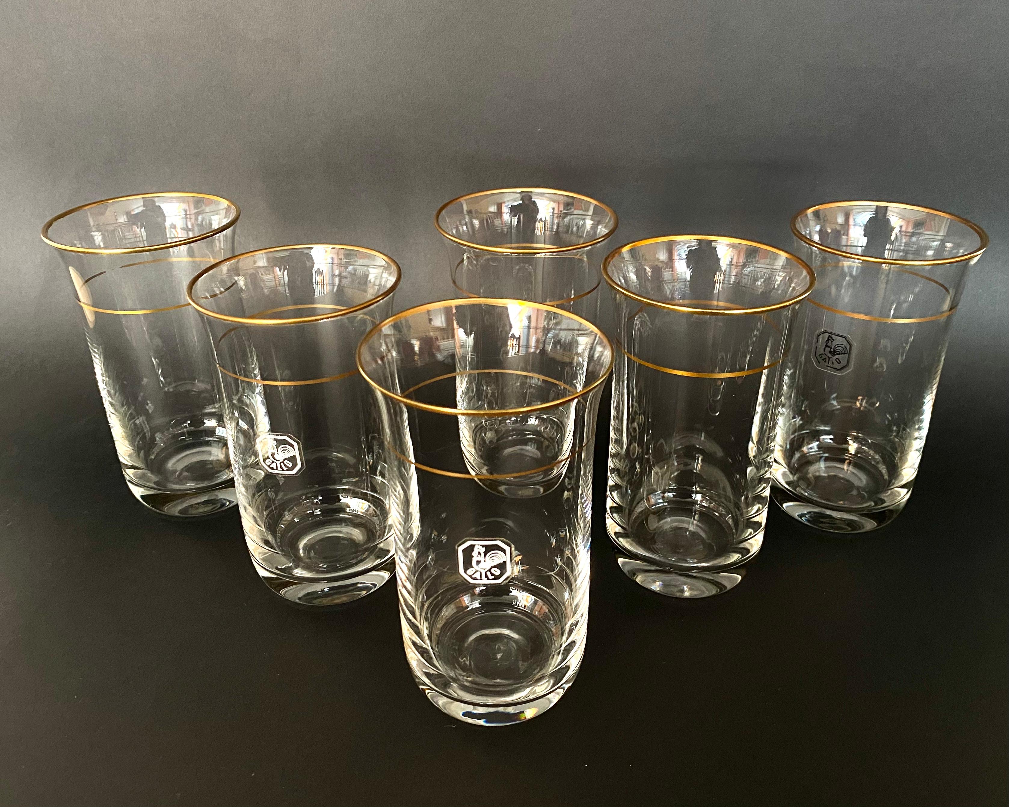 Vintage Kristallwassergläser GALLO, Deutschland, 1970er Jahre

Vintage Kristallwassergläser mit vergoldetem Rand, Set 6 Stück, hergestellt in Deutschland vom Hersteller GALLO, ca. 1970er Jahre. 

Gallo-Gläser sind berühmt für ihre unübertroffene