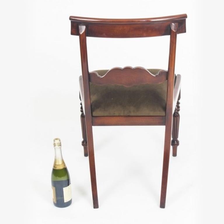 Vintage Set 8 Regency Revival Mahogany Bar Back Dining Chairs, 20th Century 5