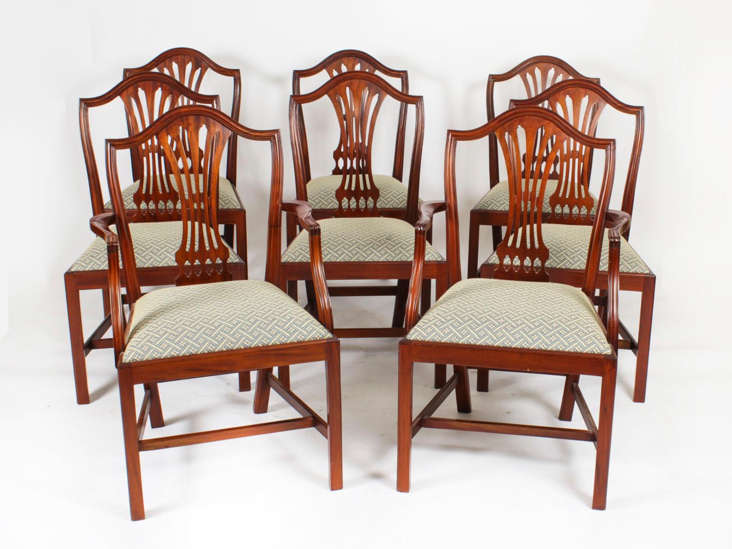 Vintage Set 8 Shield Back Dining Chairs by William Tillman 20th C 12