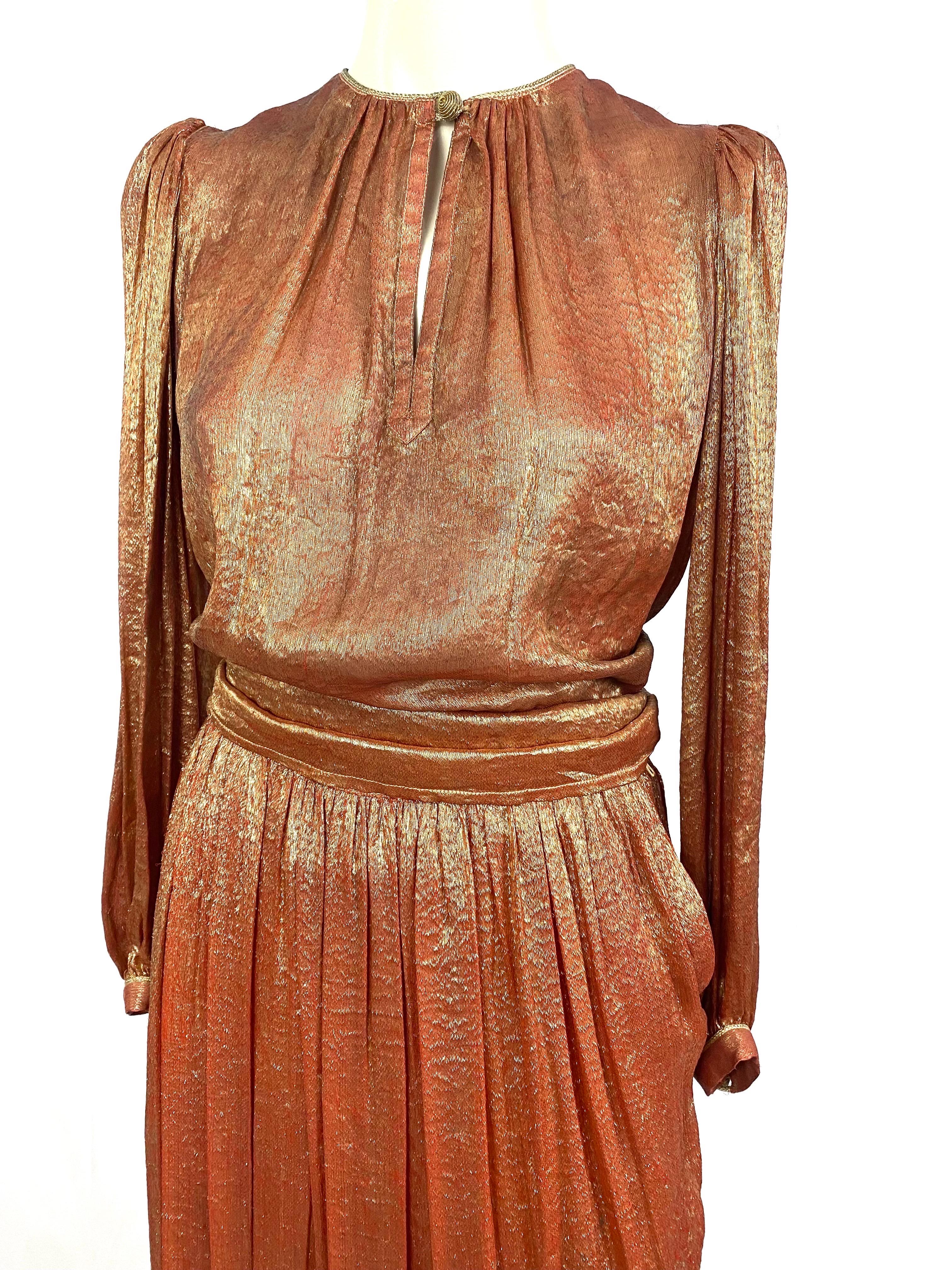 Vintage set from the 1970s by Yves Saint Laurent in gold and bronze silk lamé 8