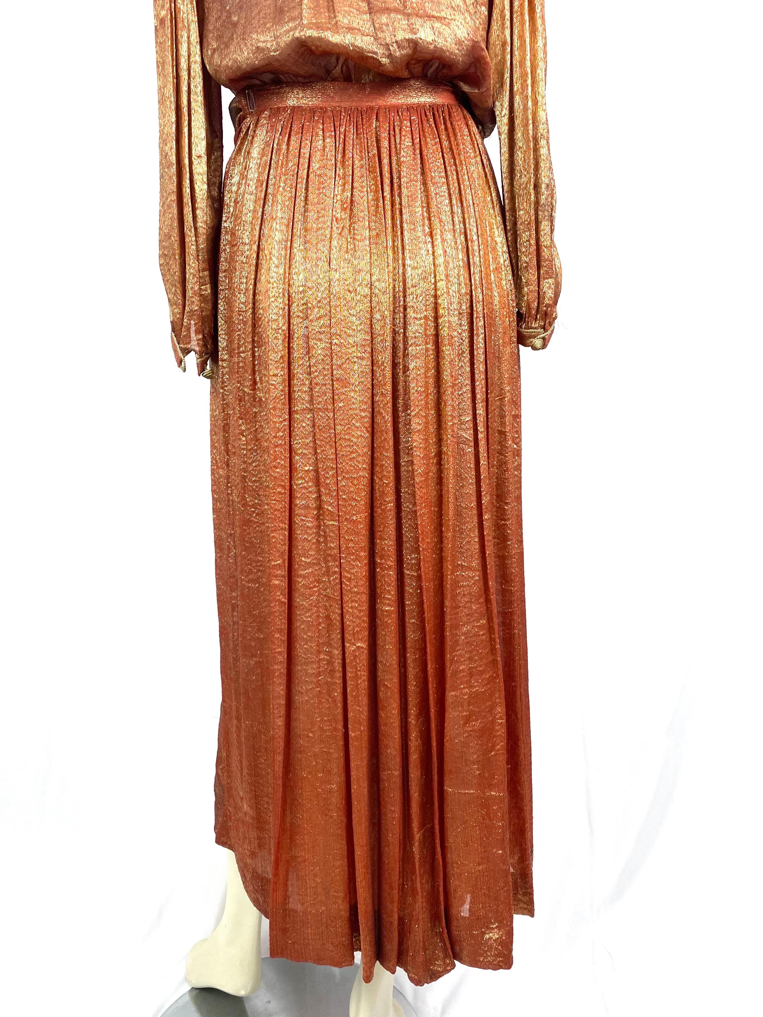 Vintage set from the 1970s by Yves Saint Laurent in gold and bronze silk lamé 1
