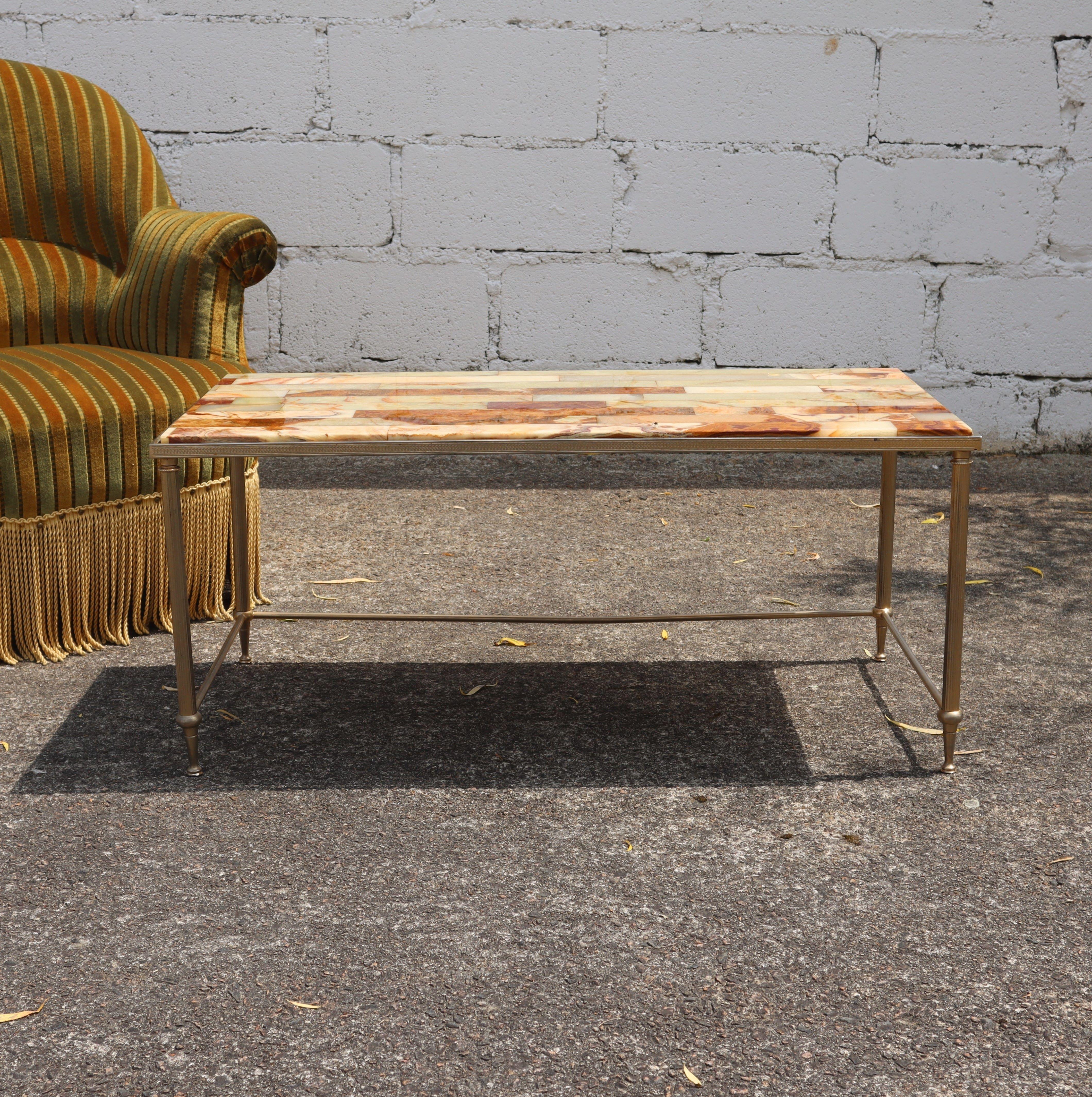 By Vintage Set of 1 Onyx  Table basse et 2 tables d'appoint - Maison Jansen Style-70 en vente 3