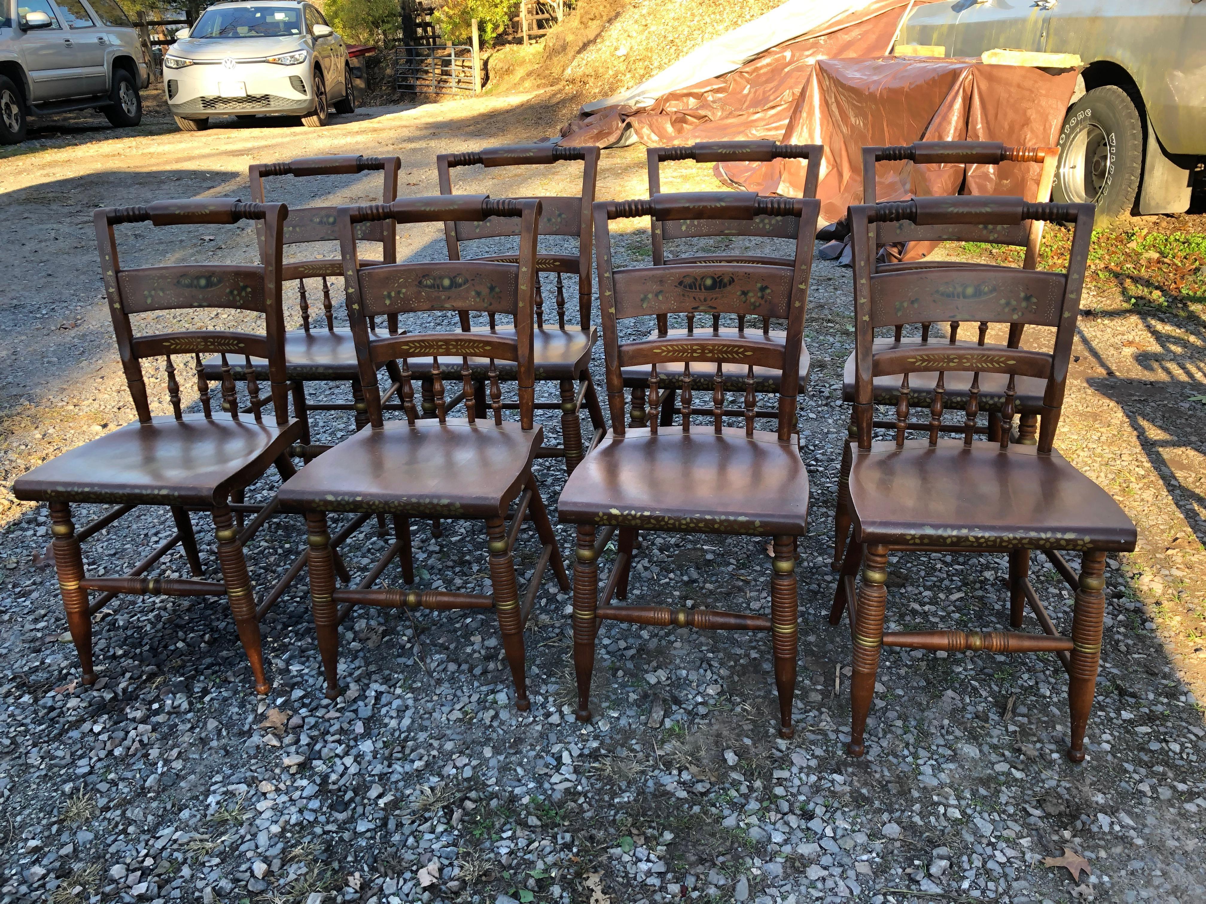 Vintage Set of 10 Nichols & Stone Classic Paint Decorated Dining Chairs For Sale 4