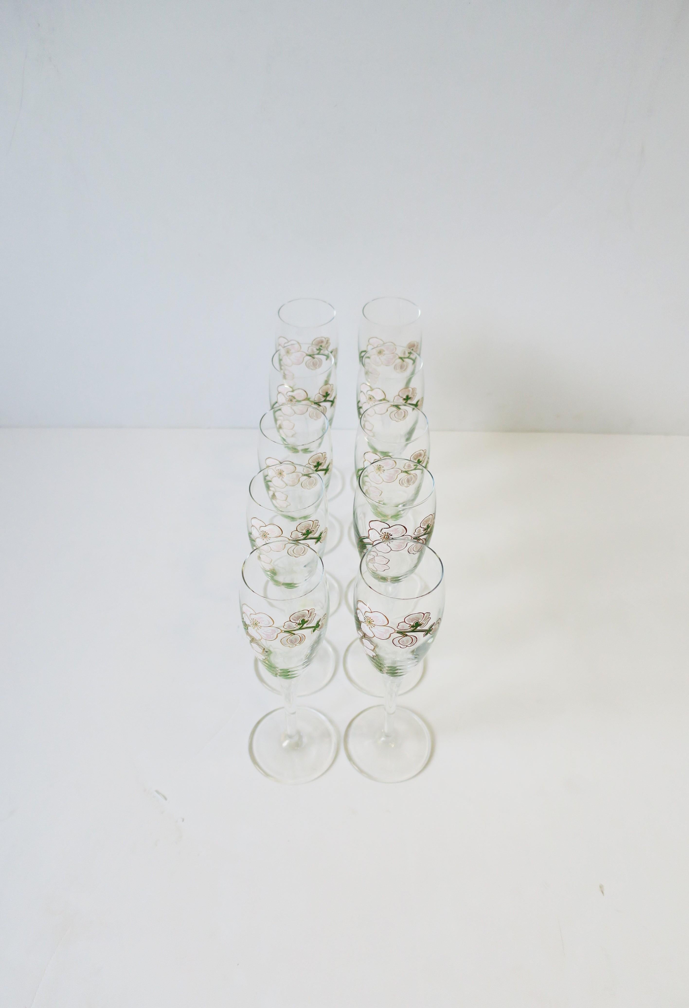 Vintage Perrier-Jouet French Champagne Flute Glasses Art Nouveau, Set of 10 In Good Condition In New York, NY