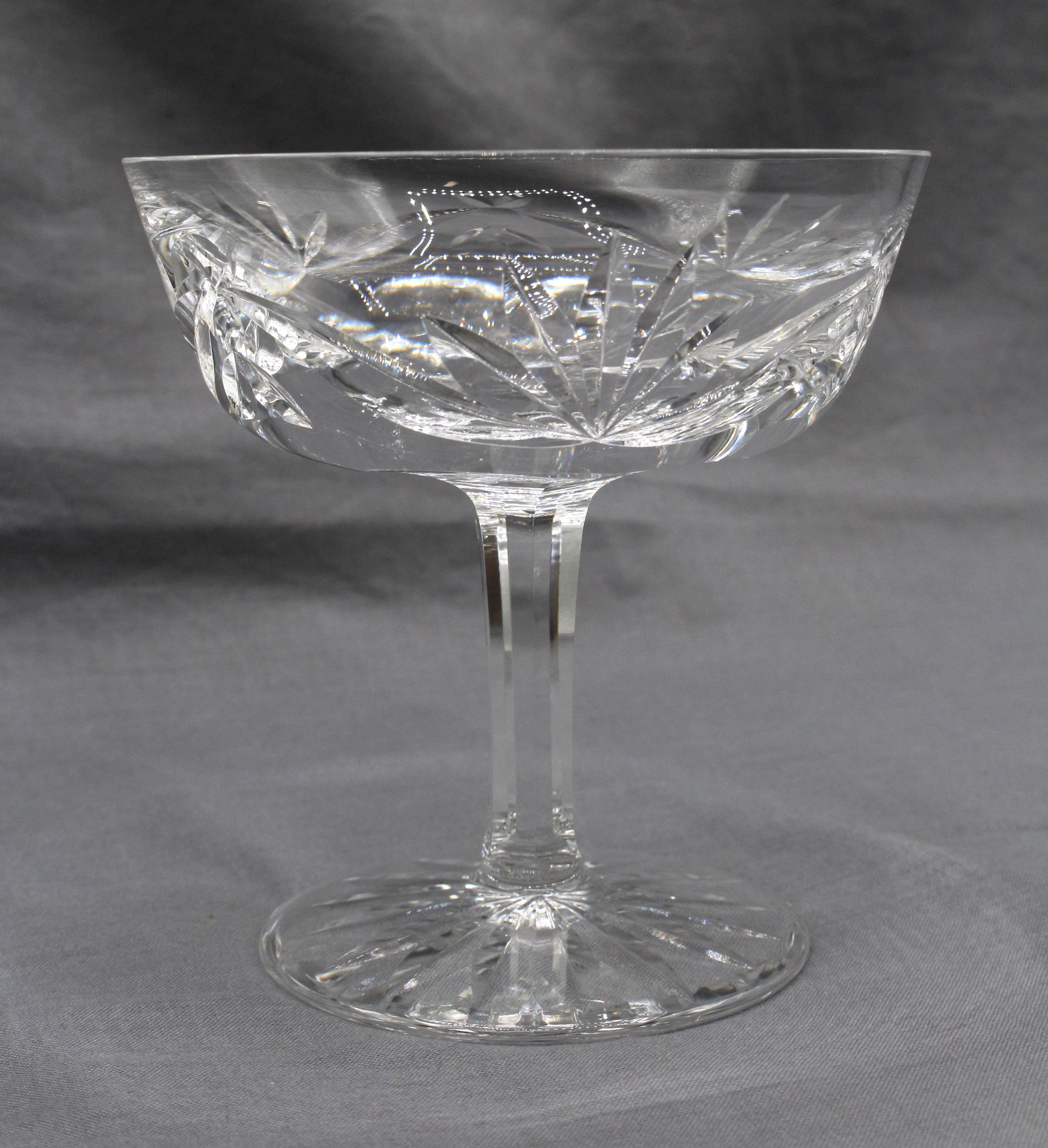 20th Century Vintage Set of 12 Champagnes Coupes or Tall Sherberts