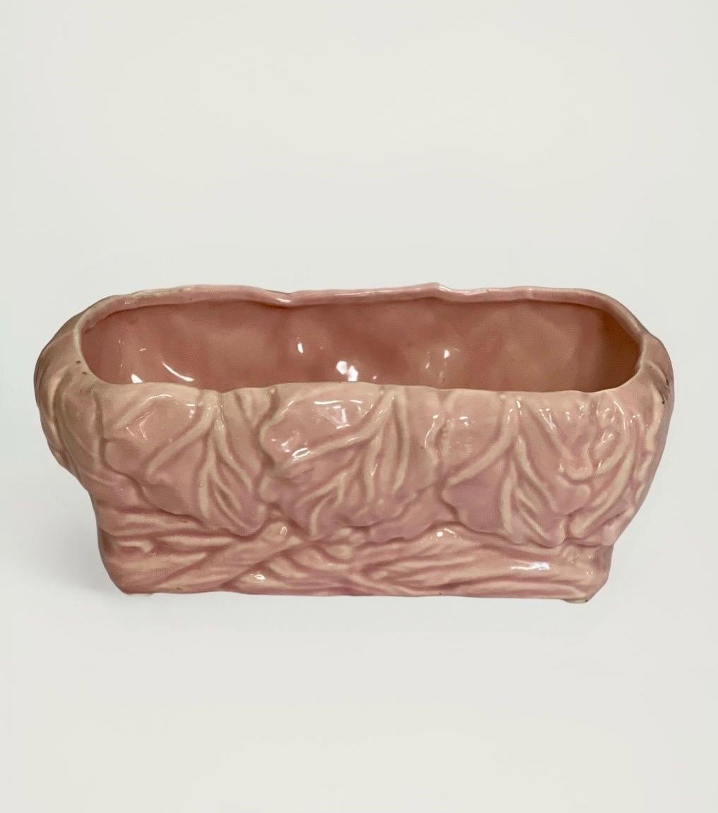 Set di 13 fioriere da collezione in ceramica smaltata rosa e verde in vendita 7
