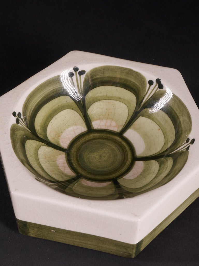 Vintage Set of 2 Ceramic Ashtrays by Jersey Pottery C.I. For Sale at