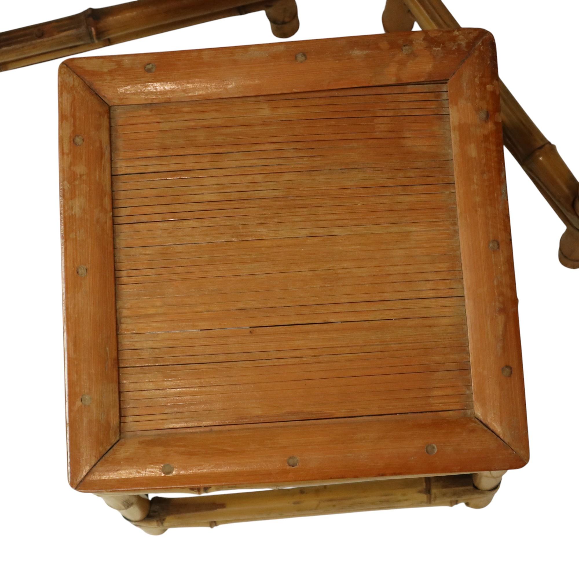 Set vintage de 3 tables d'appoint en bambou et rotin Tables à plantes Boho en vente 1