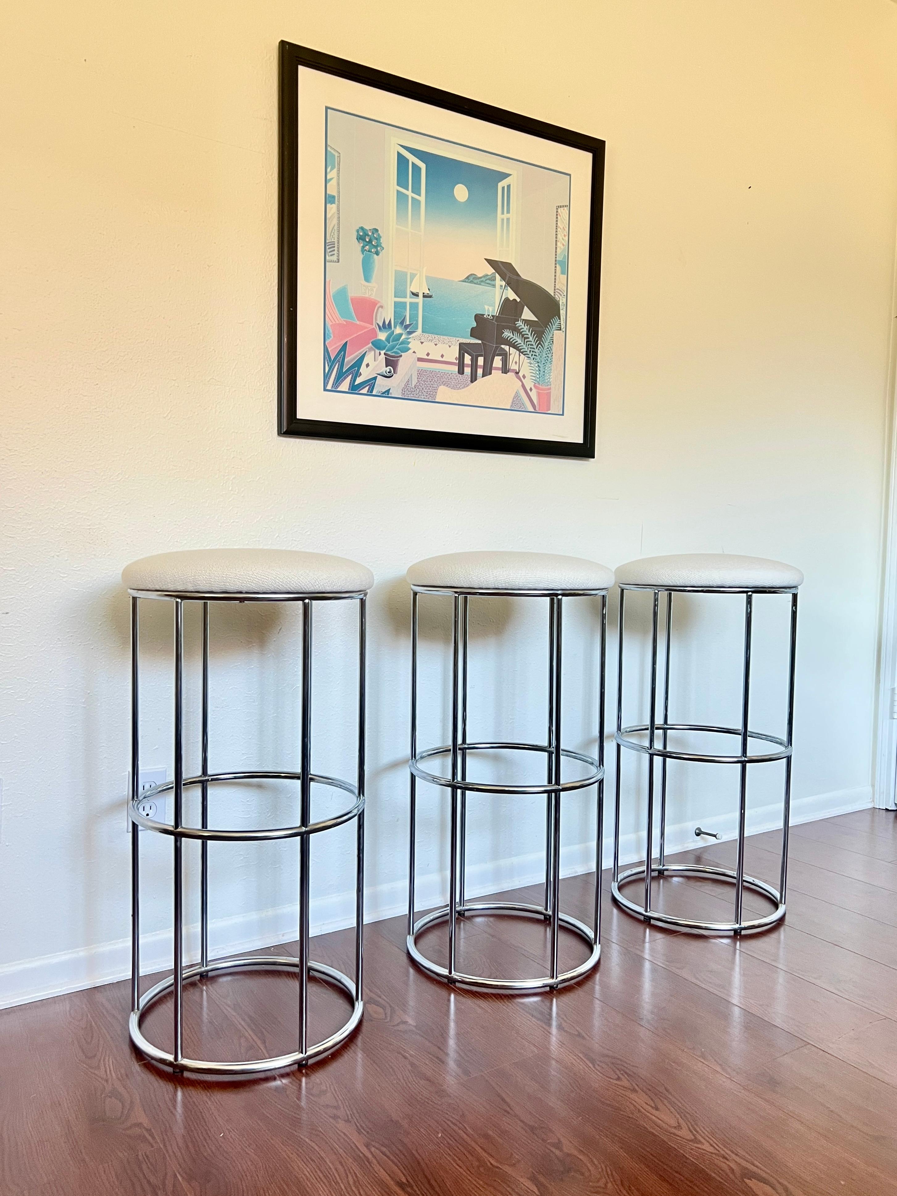 Vintage set of 3 chrome barstools newly reupholstered in an ivory boucle fabric For Sale 3