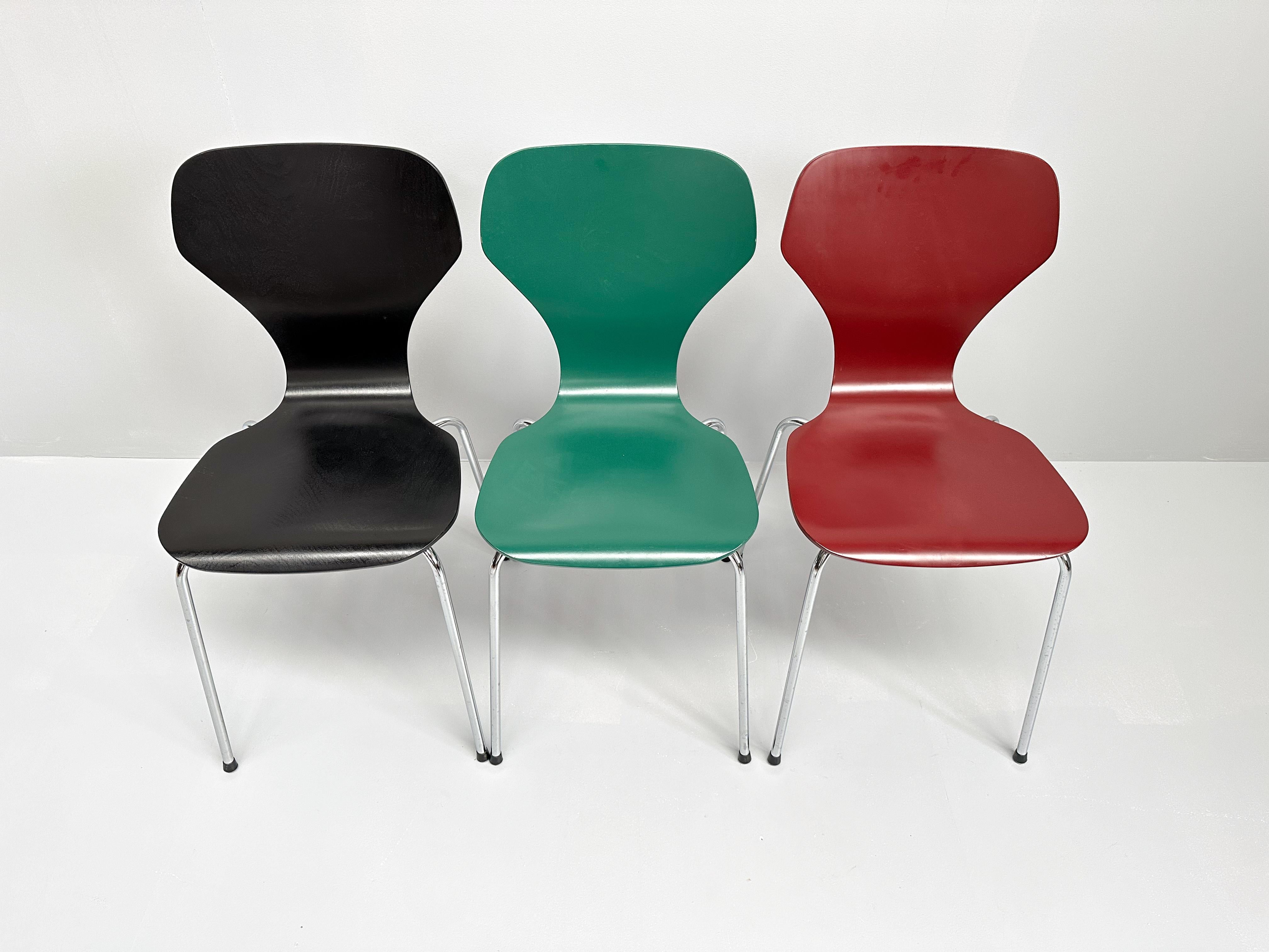 Vintage Satz von 3 dänischen modernen Stühlen von Phoenix, Dänemark 1990er Jahre. (Moderne der Mitte des Jahrhunderts) im Angebot