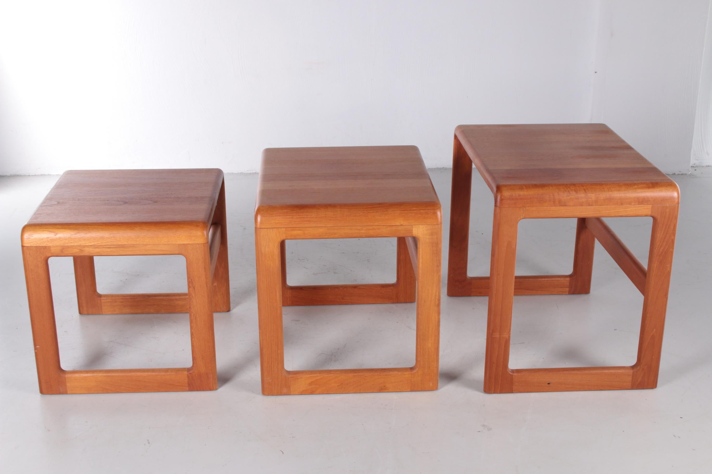 Vintage Set of 3 Dyrlund Side Tables Solid Wood, 1960 2