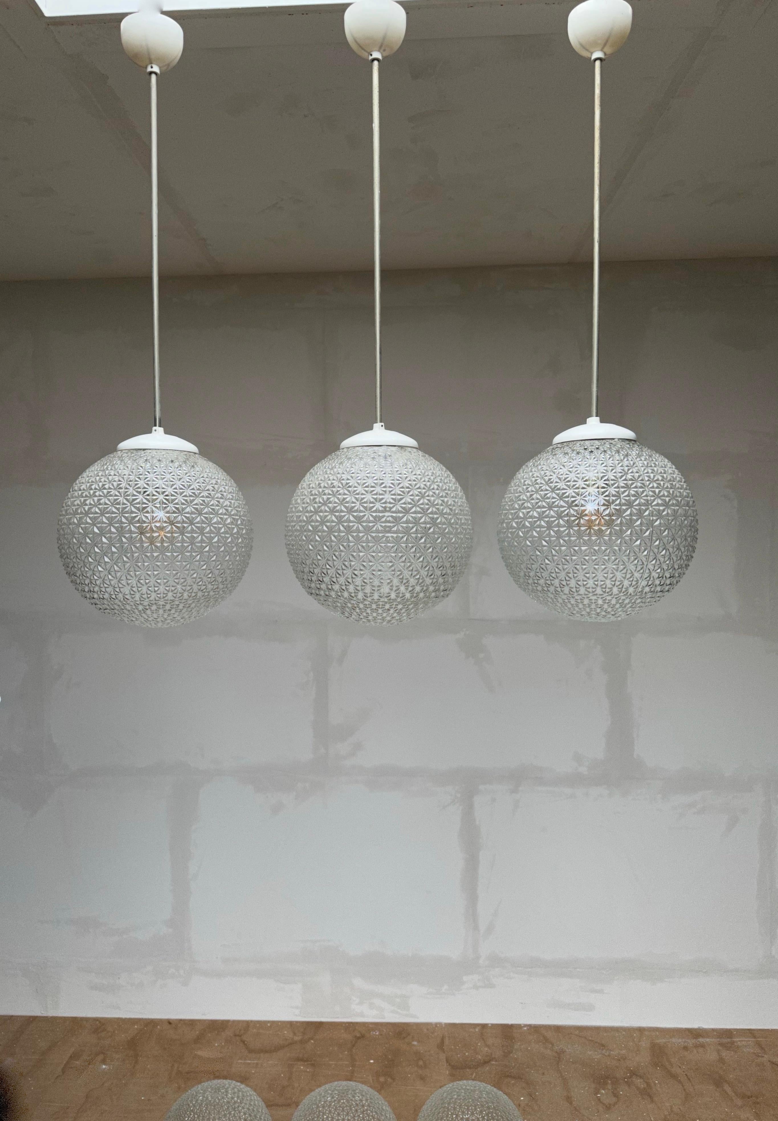 20th Century Vintage Set of 3 Mid-Century Modern Pressed Glass Pendant Lights, 11 Available For Sale