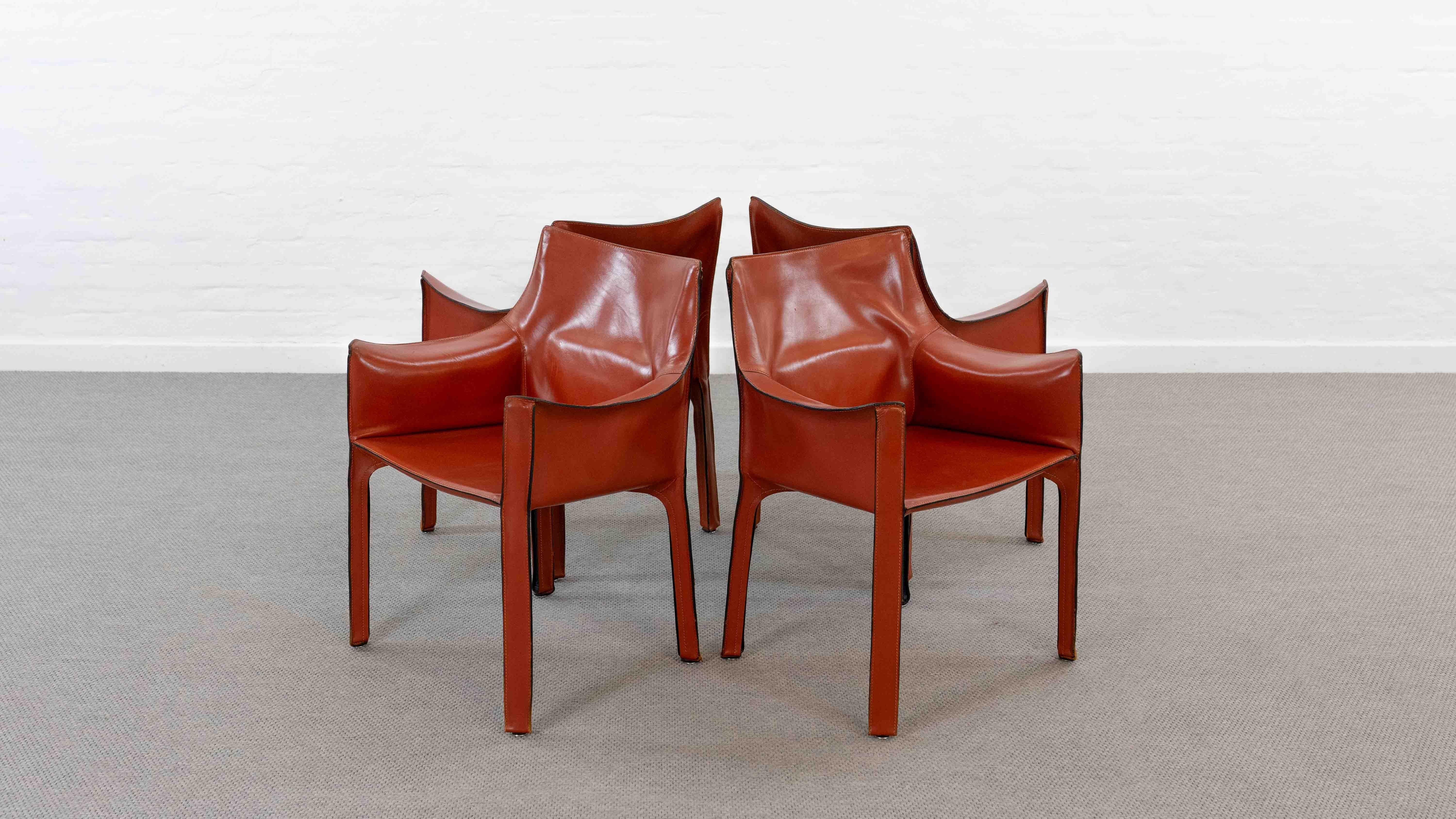 Vintage Set of 4 Cassina CAB 413 Armchairs by Mario Bellini, 1976 In Good Condition For Sale In Halle, DE