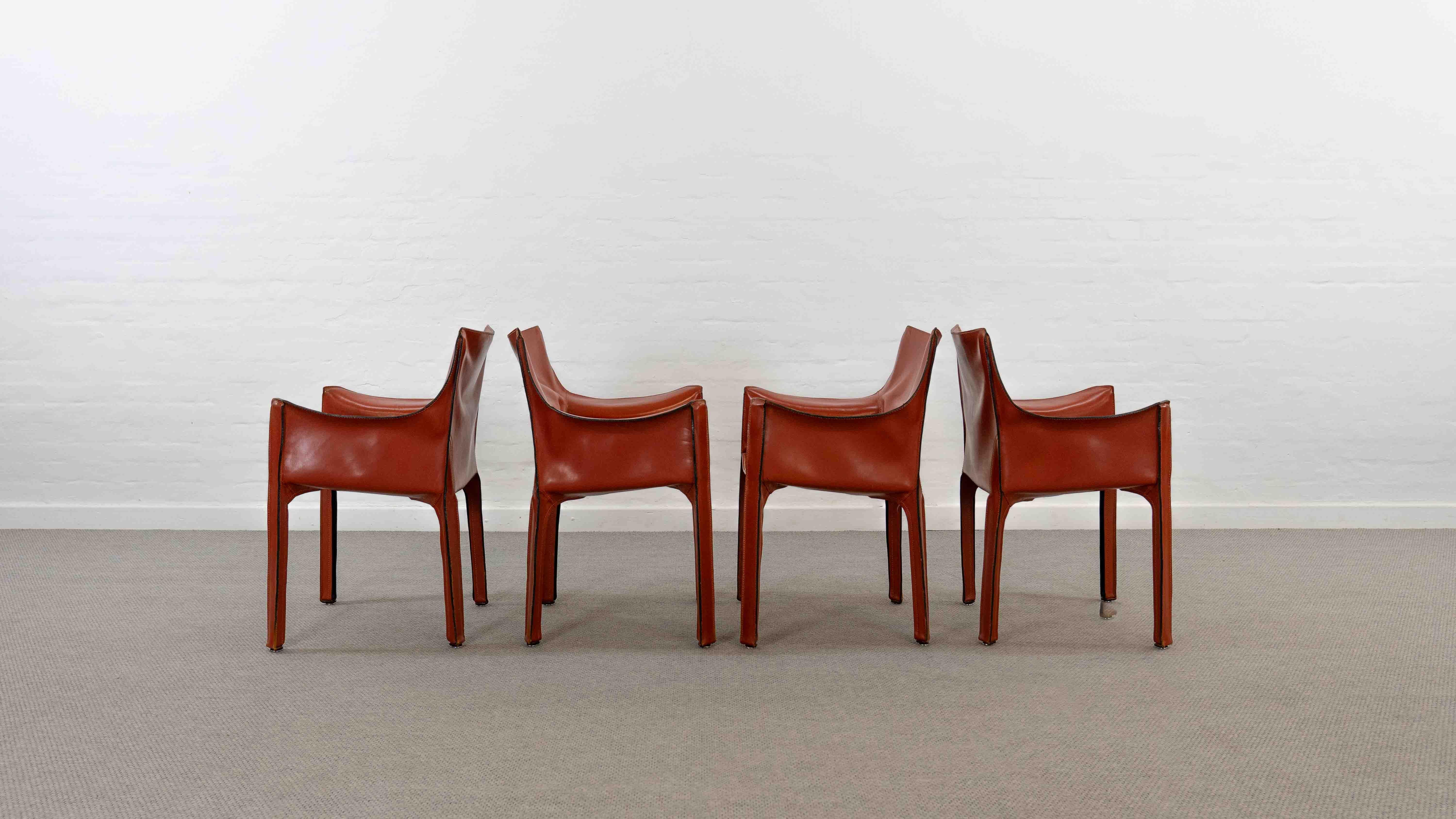 Vintage Set of 4 Cassina CAB 413 Armchairs by Mario Bellini, 1976 For Sale 1