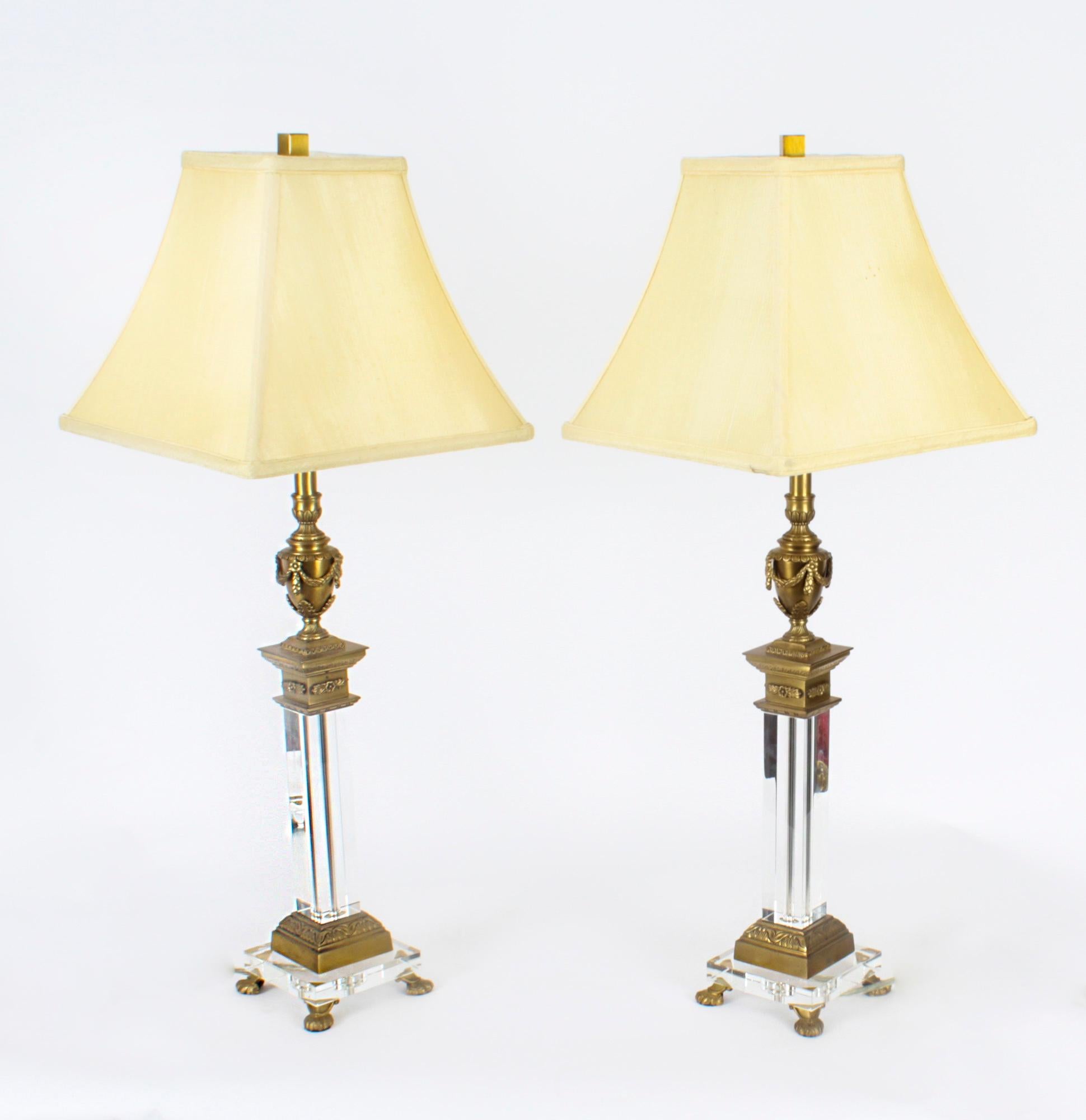 Vintage Set of 4 Corinthian Column Ormolu & Glass Table Lamps, Mid-20th Century In Good Condition For Sale In London, GB