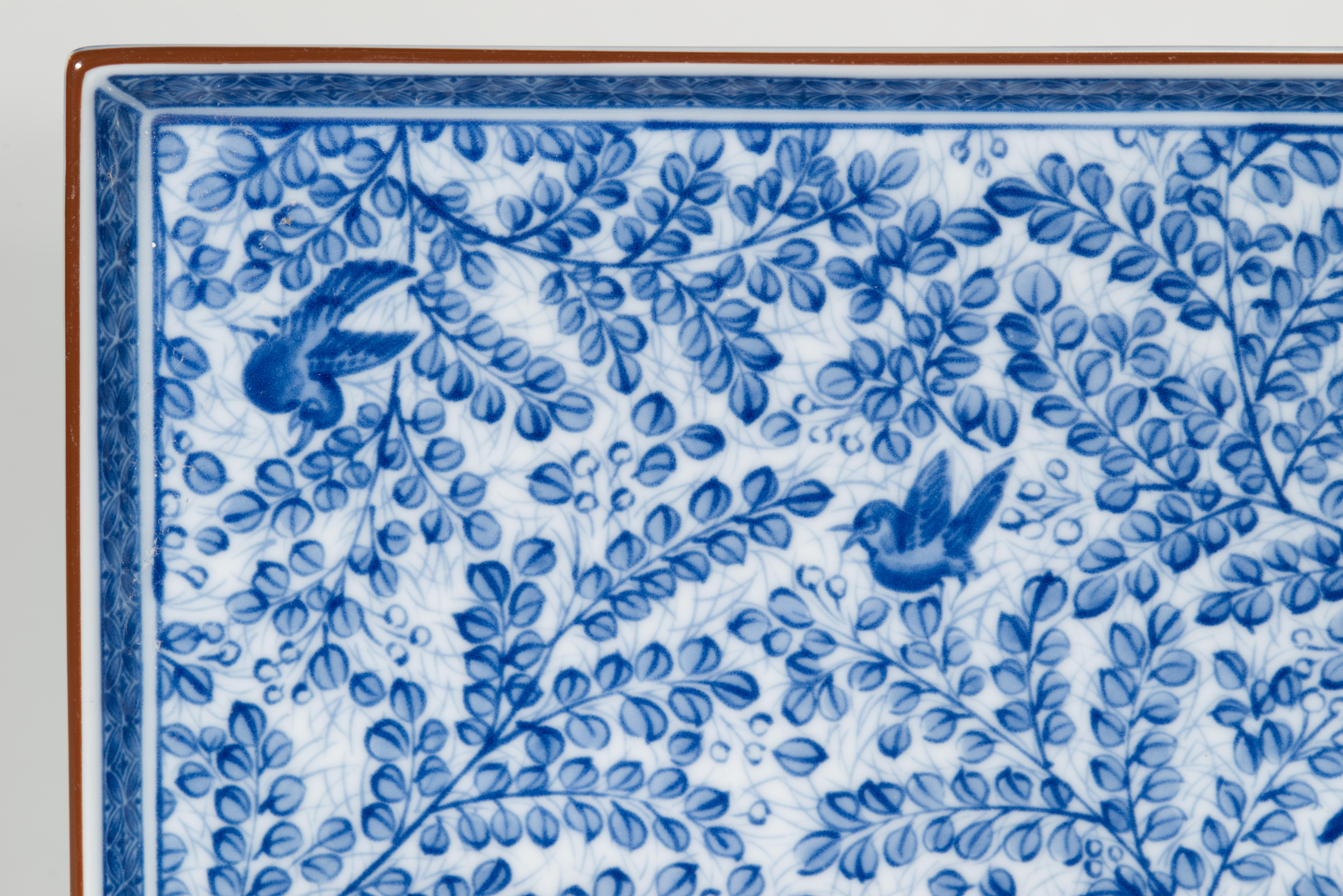 Giapponese Set di 4 vassoi giapponesi Arita Sometsuke Blue White Birds Decor in vendita