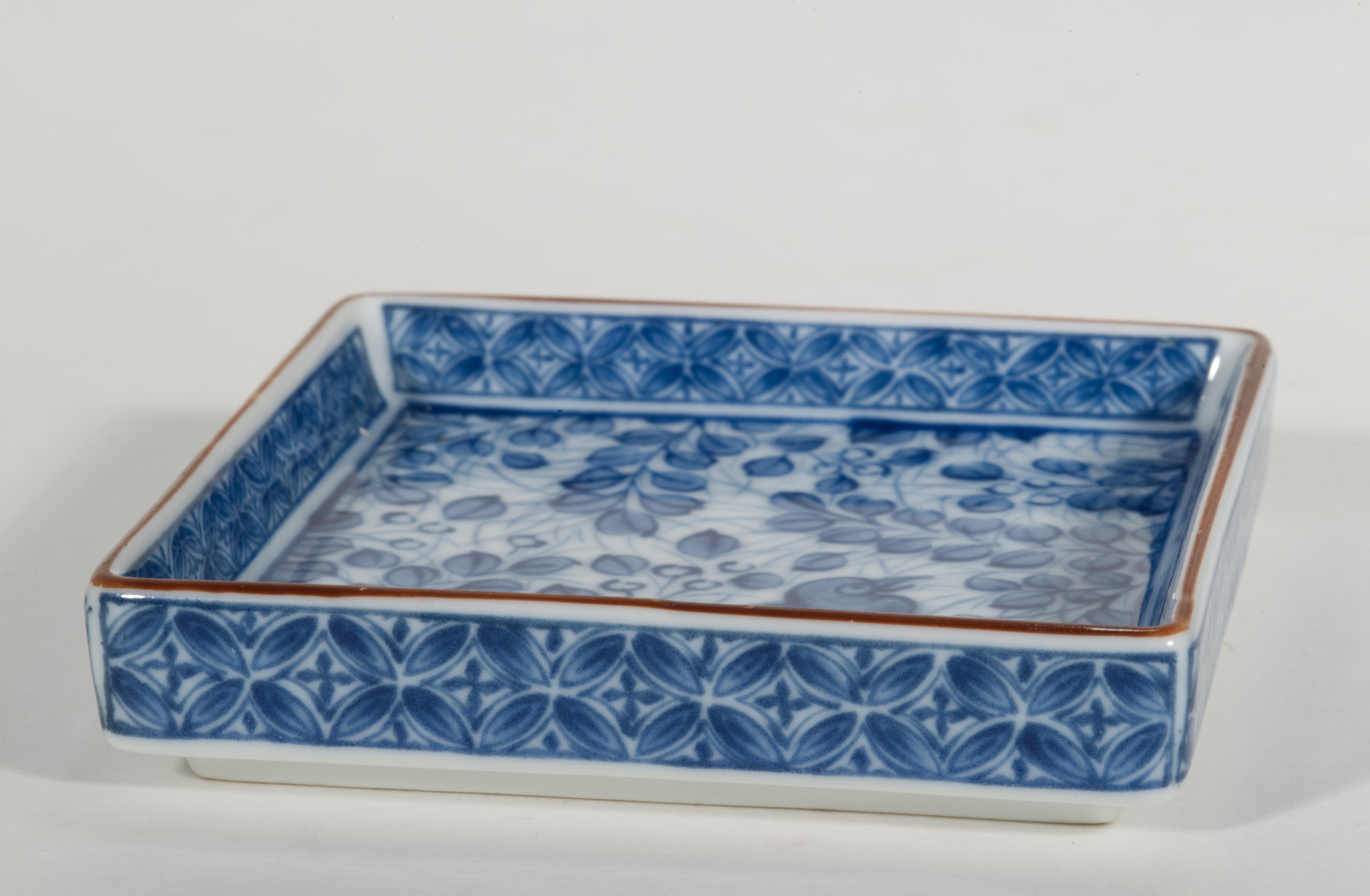 XX secolo Set di 4 vassoi giapponesi Arita Sometsuke Blue White Birds Decor in vendita