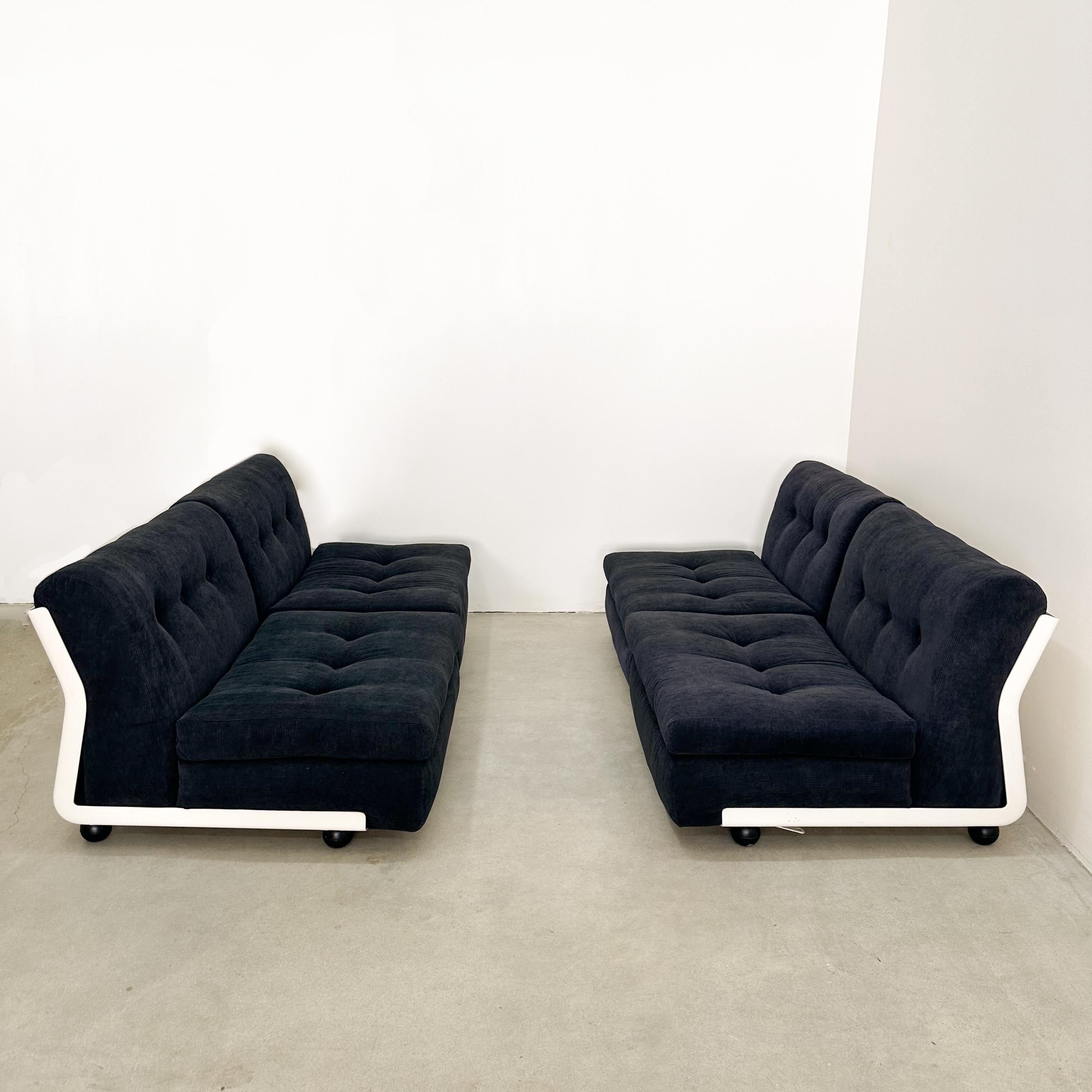 Vintage Set of 4 Mario Bellini Amanta Lounge Chairs for C&B Italia In Good Condition In Palm Desert, CA