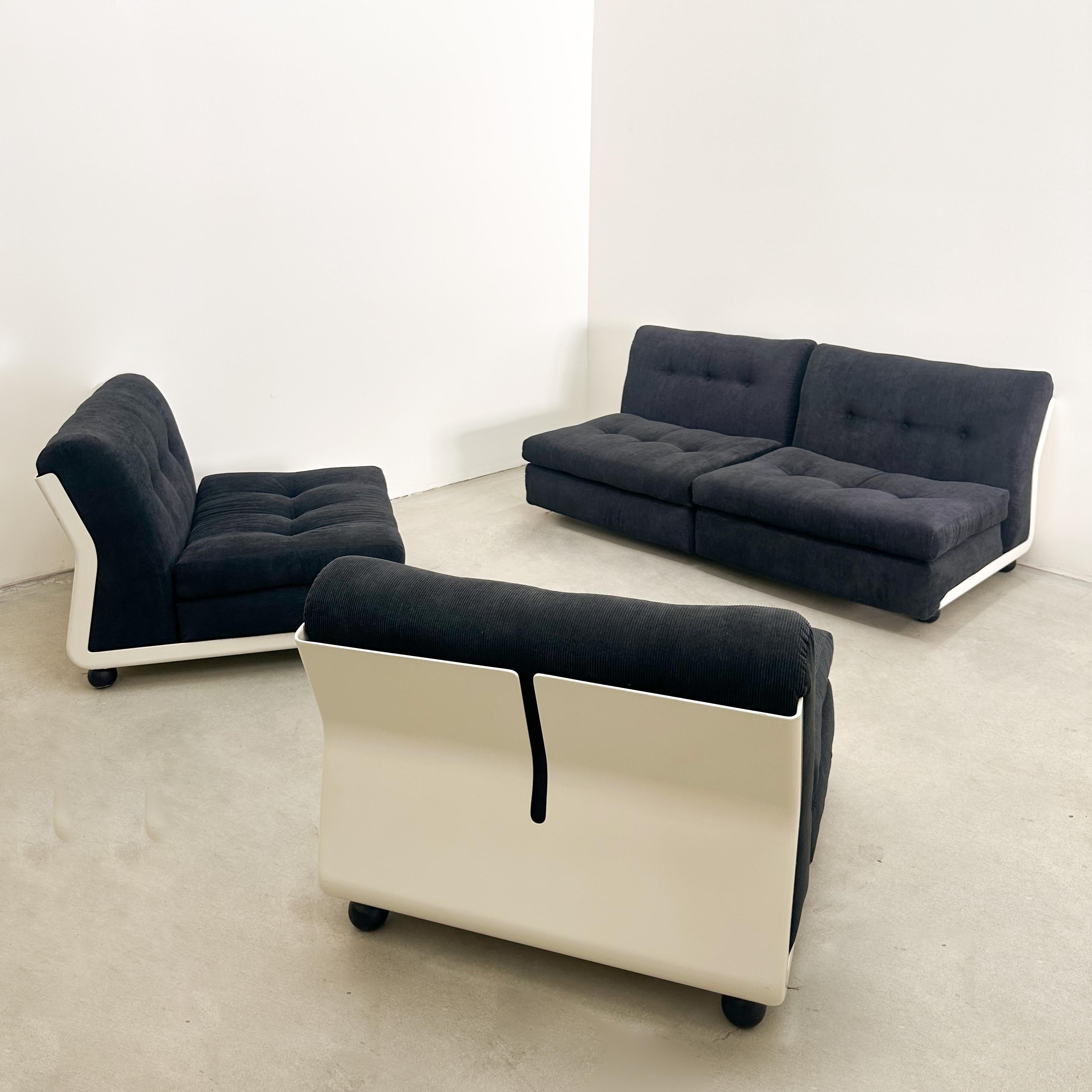 Mid-20th Century Vintage Set of 4 Mario Bellini Amanta Lounge Chairs for C&B Italia