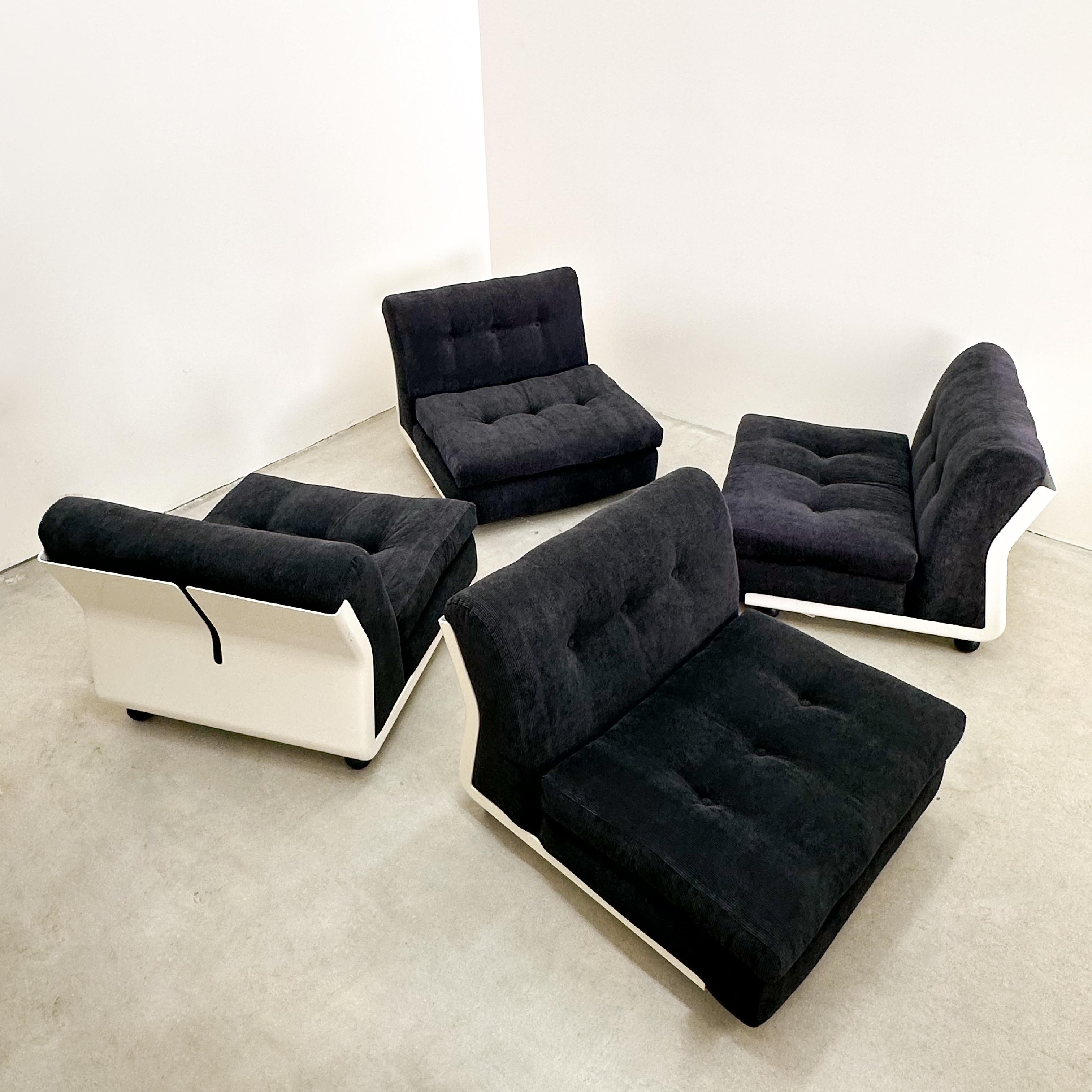 Fabric Vintage Set of 4 Mario Bellini Amanta Lounge Chairs for C&B Italia