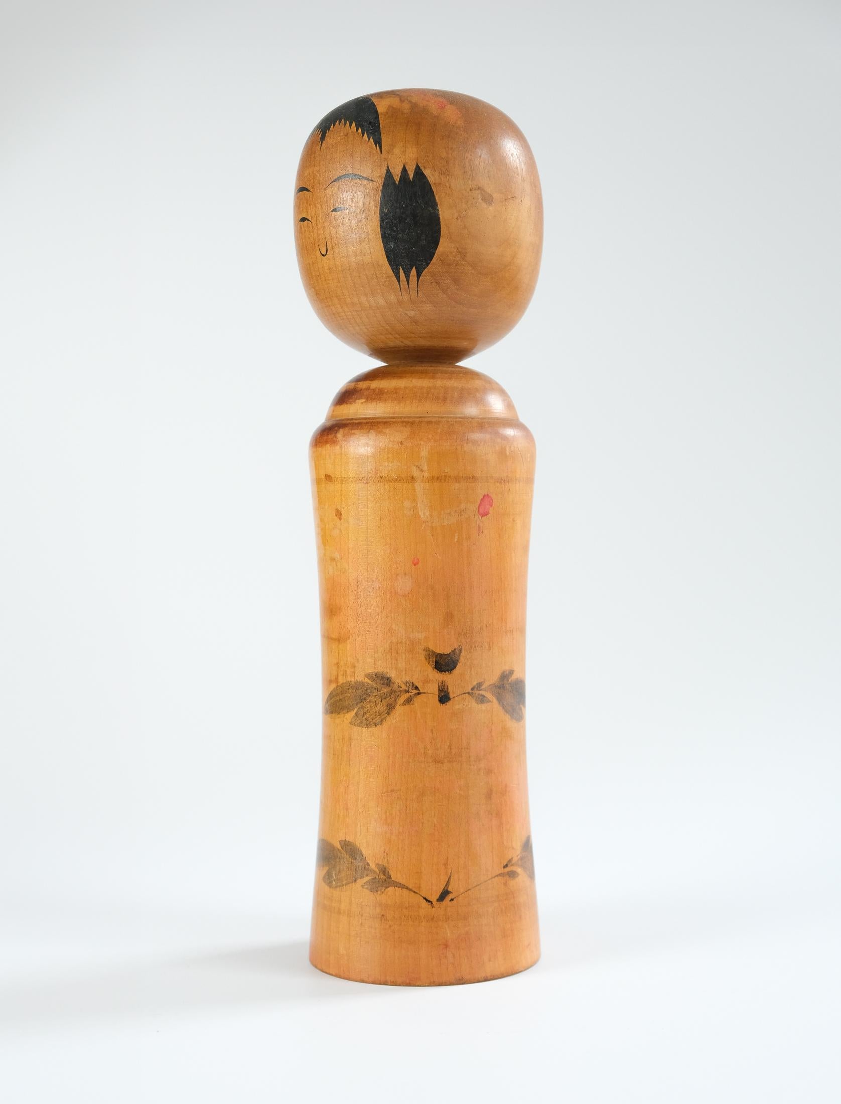 Vintage Set of 5 Traditional Hand-Painted Japanese Kokeshi Dolls, c.1950s For Sale 11