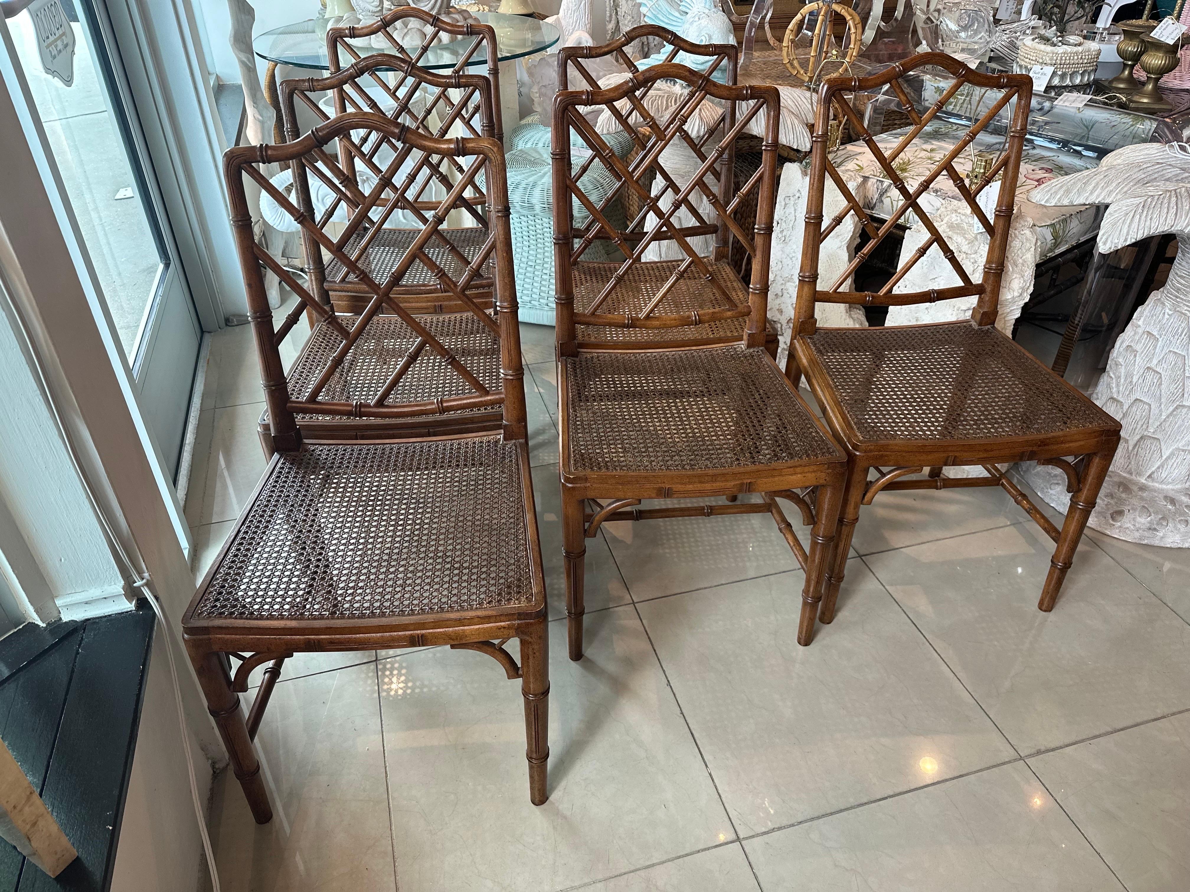 Hollywood Regency Vintage Set of 6 Faux Bamboo Chinese Chippendale Wood Side Dining Chairs For Sale